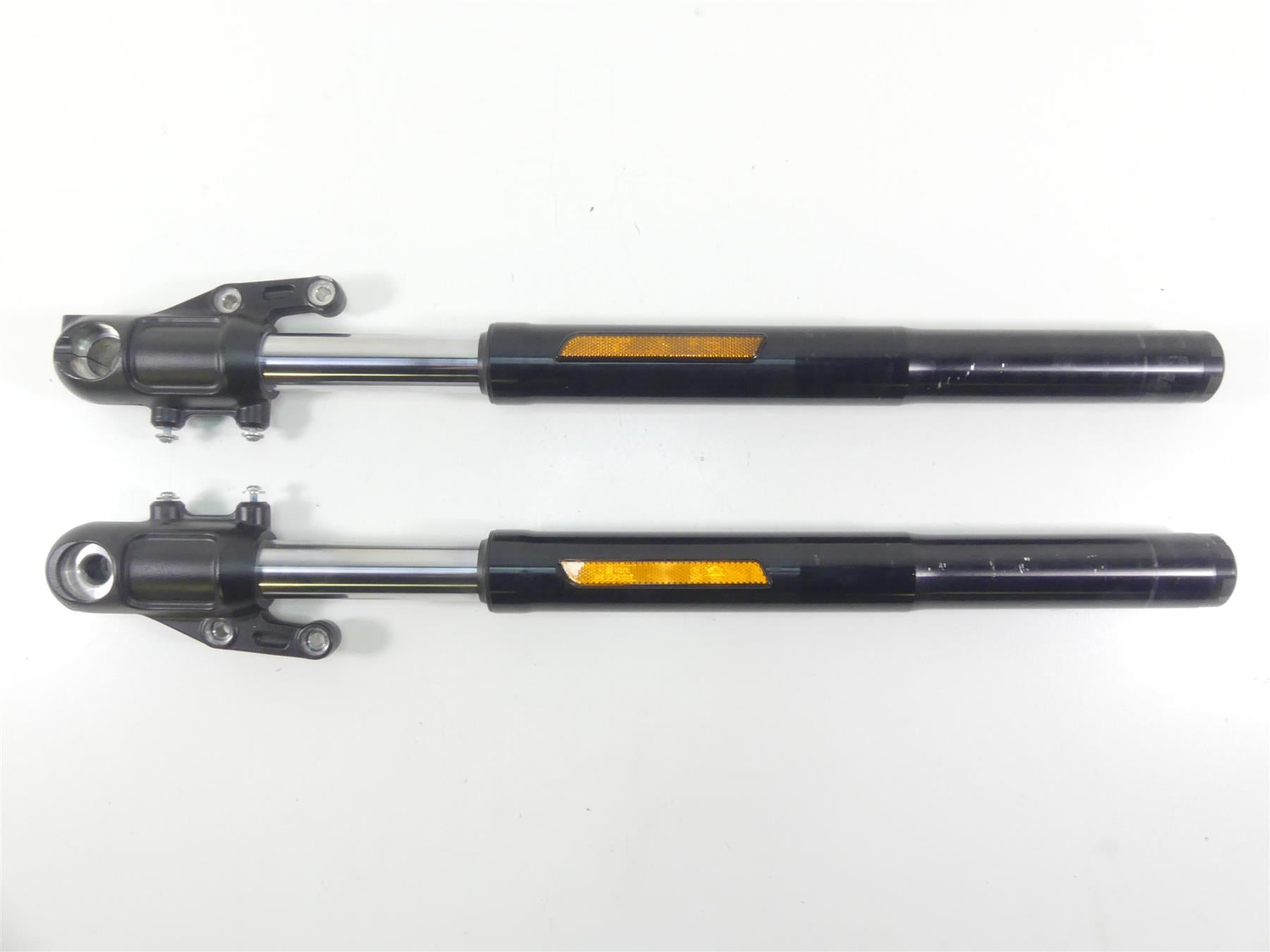 2018 Harley Softail FXFB Fat Bob Straight Front Fork Leg Set 45400178 45400177 | Mototech271