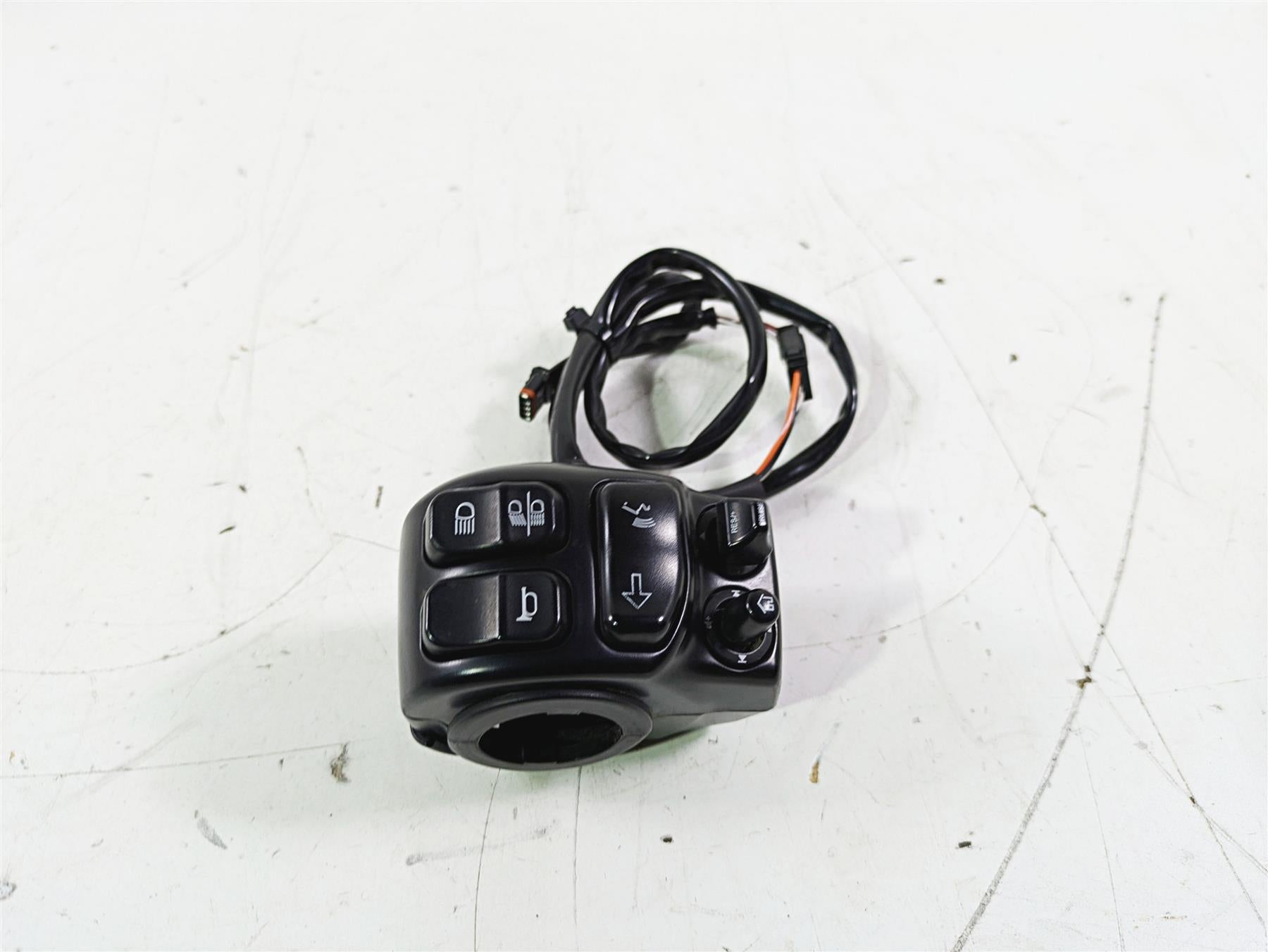 2015 Harley Touring FLHTKL E -Glide Low Left Hand Control Switch -Extd 71500128B {{ shop.shopifyCountryName }} - Mototech271