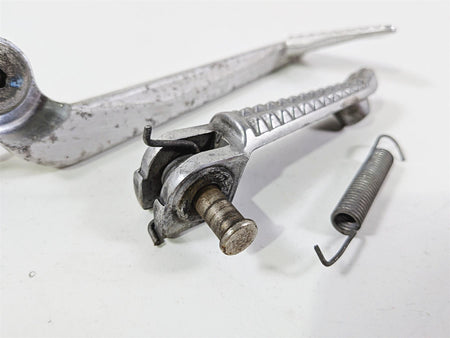 2008 Yamaha YZF R1 RN19 Front Right Footpeg & Brake Pedal 4C8-27211-00-00 {{ shop.shopifyCountryName }} - Mototech271