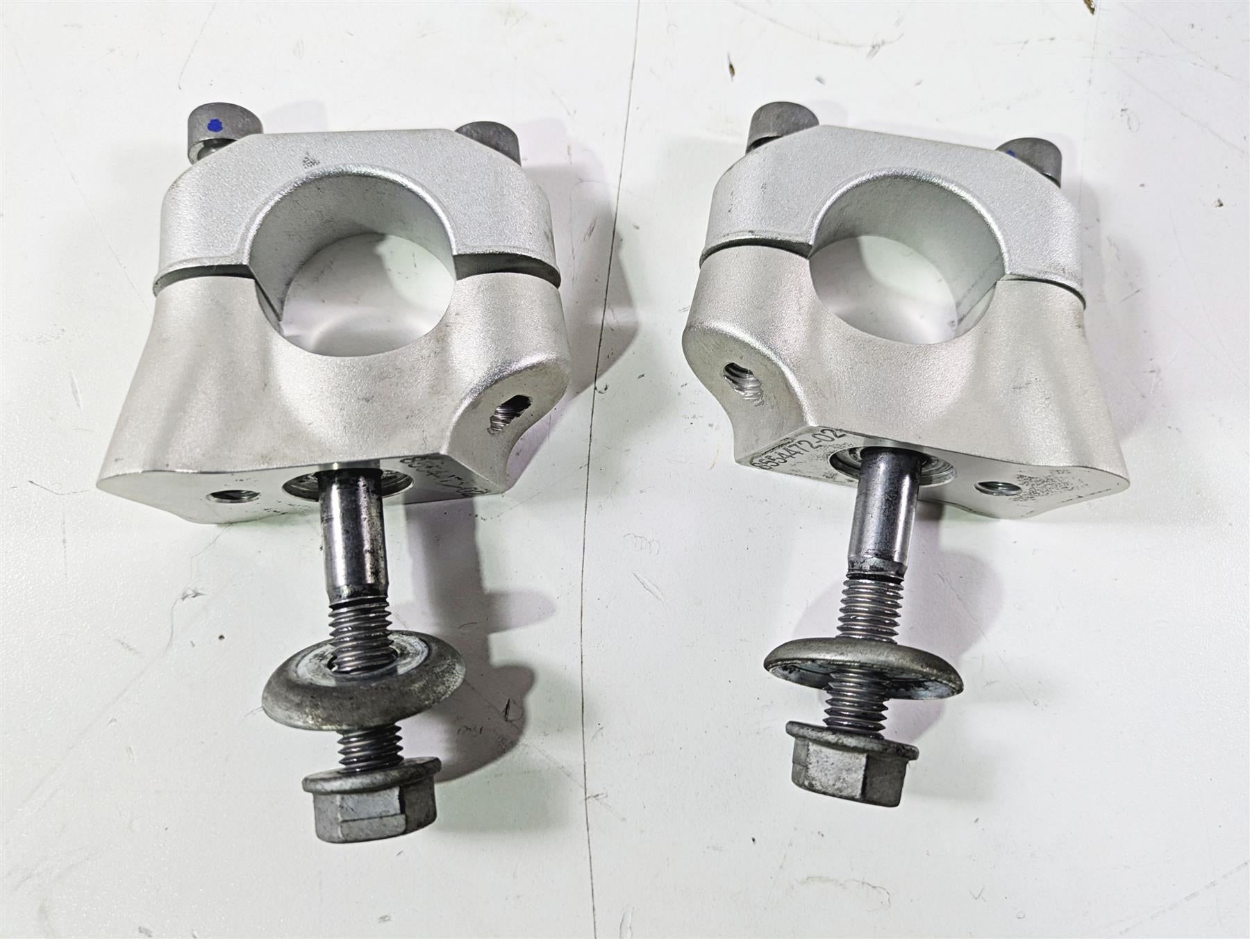 2019 BMW S1000XR K49 Handlebar Risers Holder Set 31428554471 31428554472 {{ shop.shopifyCountryName }} - Mototech271