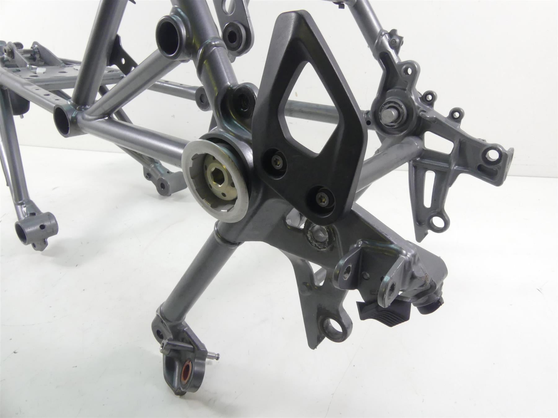 2017 BMW R1200GS GSW K50 Straight Main Frame Chassis With Colorado Salvage Title 46519444971 {{ shop.shopifyCountryName }} - Mototech271