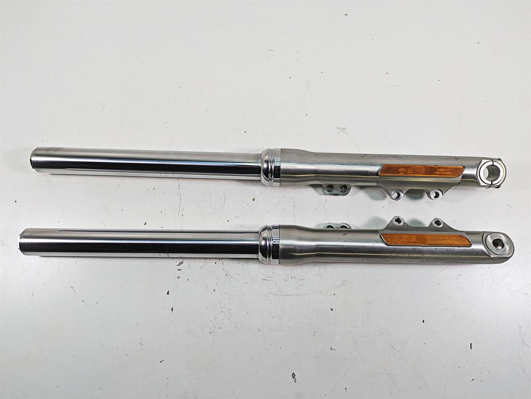 2015 Harley FXDL Dyna Low Rider Dual Brake Showa Front Fork Legs 49mm 45400052 {{ shop.shopifyCountryName }} - Mototech271