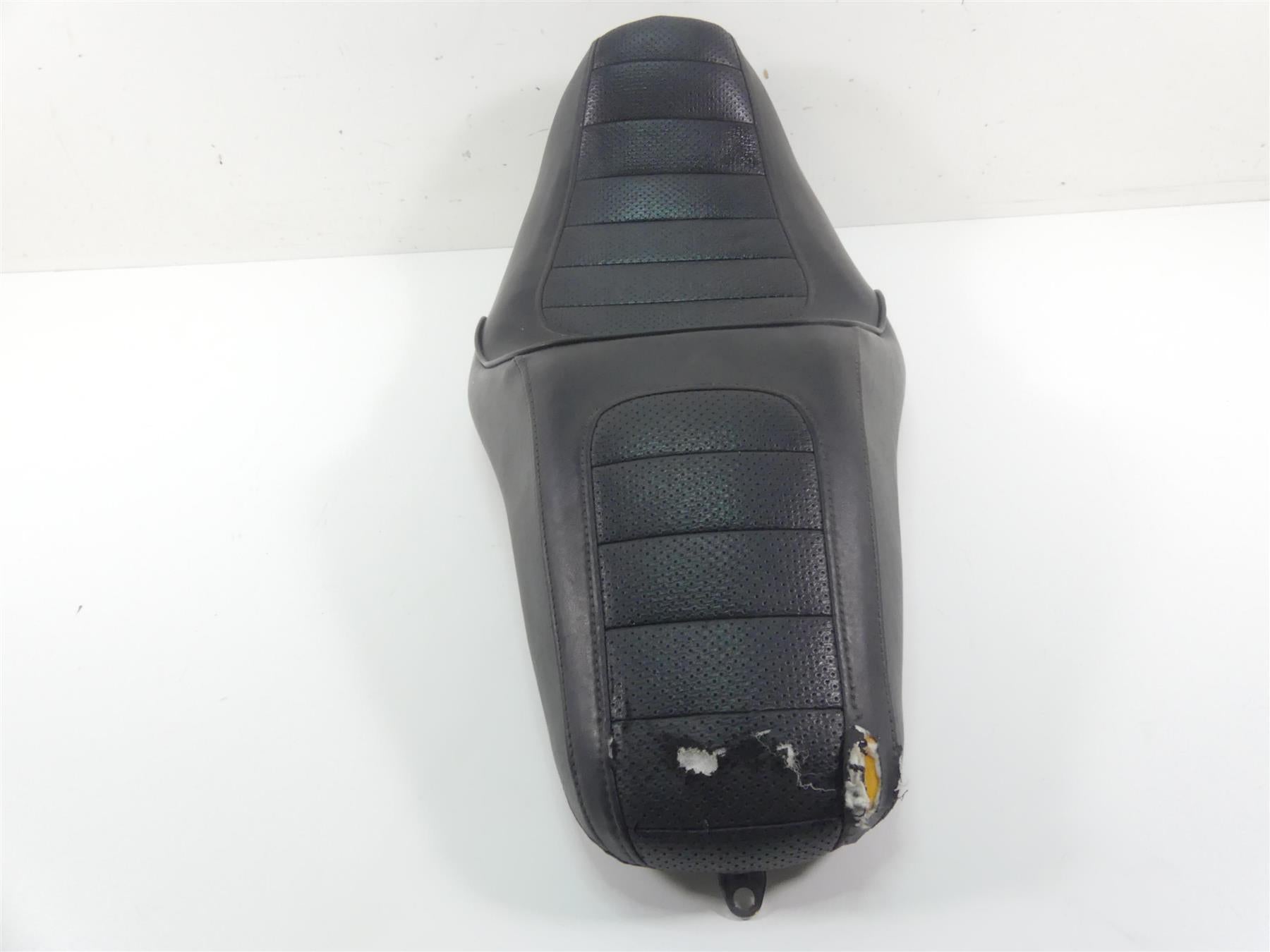 2016 Harley FXDL Dyna Low Rider Dual Driver Rider Seat Saddle - Read 52000136 {{ shop.shopifyCountryName }} - Mototech271