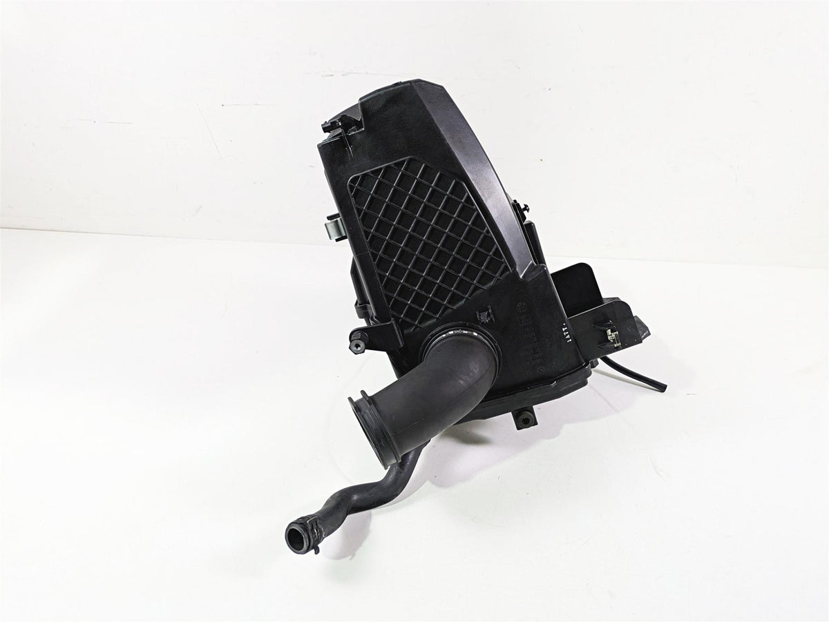 2022 BMW RnineT Pure K22 Air Box Breather Filter & All Tubes Set 13718405525 {{ shop.shopifyCountryName }} - Mototech271