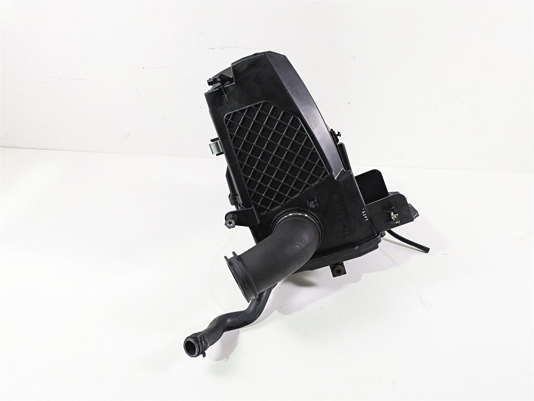2022 BMW RnineT Pure K22 Air Box Breather Filter & All Tubes Set 13718405525 {{ shop.shopifyCountryName }} - Mototech271