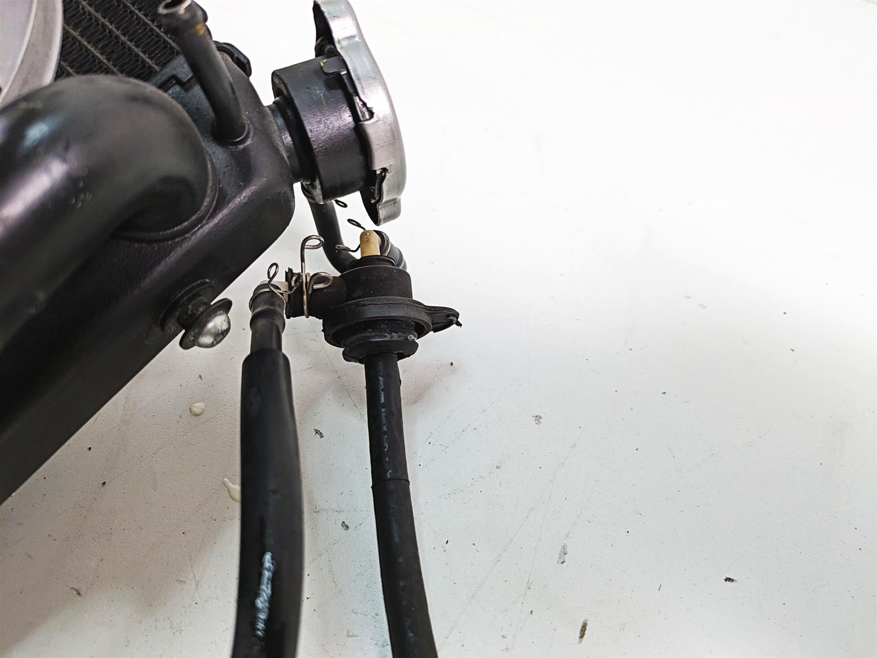 2007 Yamaha R1 YZFR1 Radiator Fan Reservoir Hoses Set - Read 4C8-12461-00-00 {{ shop.shopifyCountryName }} - Mototech271