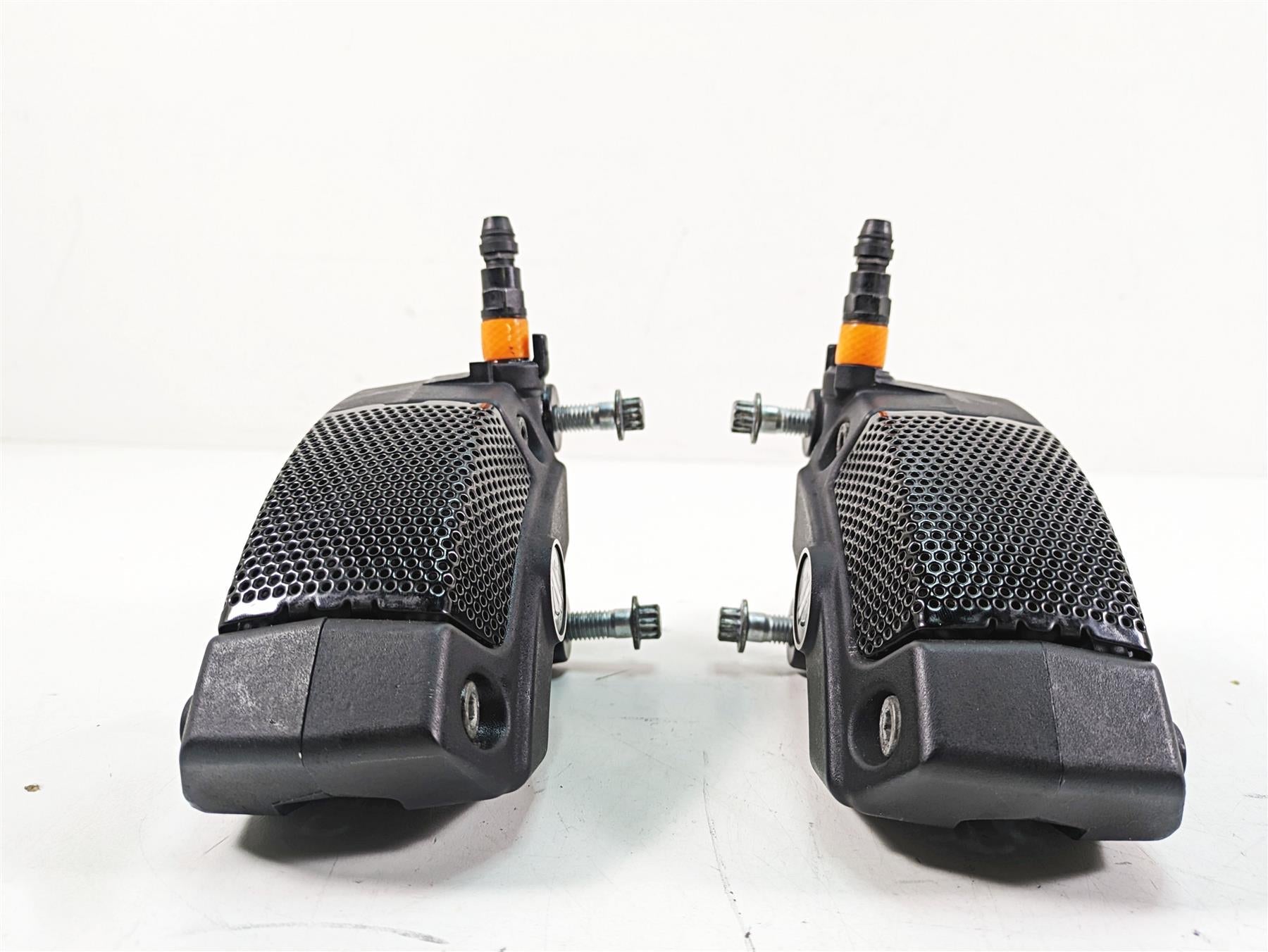 2013 Harley Touring FLHX Street Glide Nice Front Brake Caliper Set 43027-08 {{ shop.shopifyCountryName }} - Mototech271