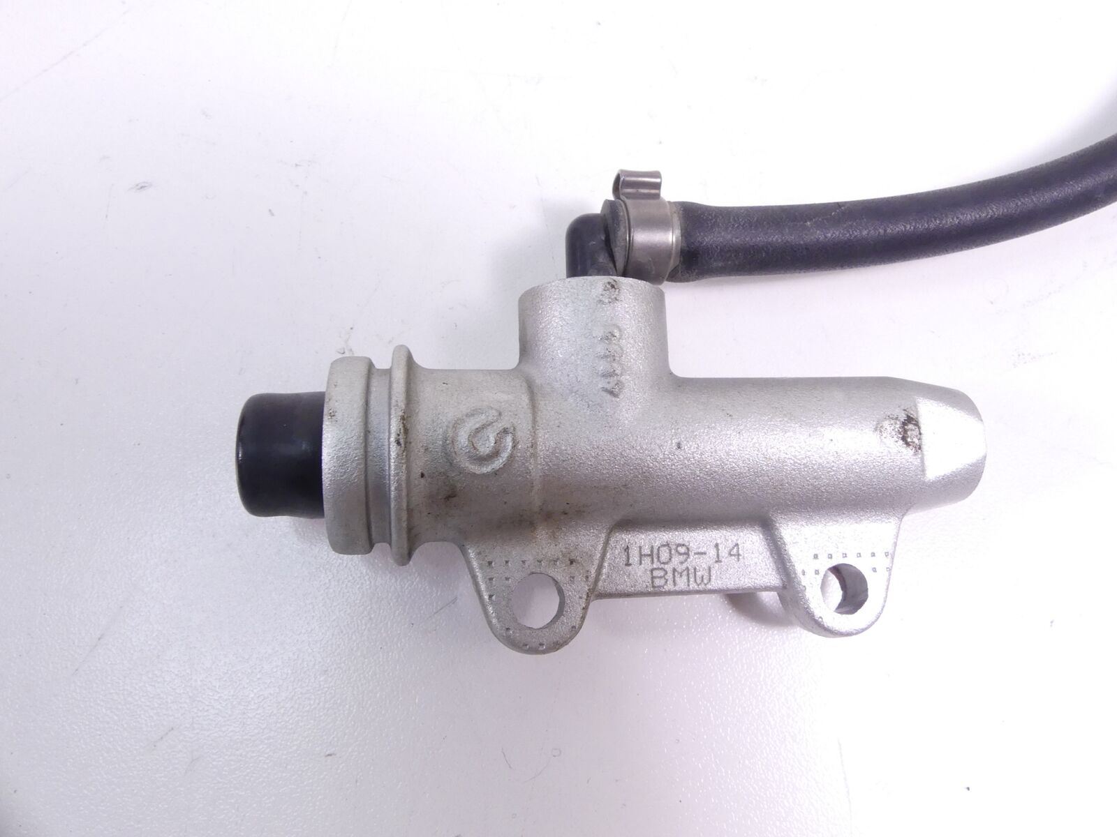 2012 BMW R1200GS K25 Rear Brake Master Cylinder 14mm 34317699574 {{ shop.shopifyCountryName }} - Mototech271