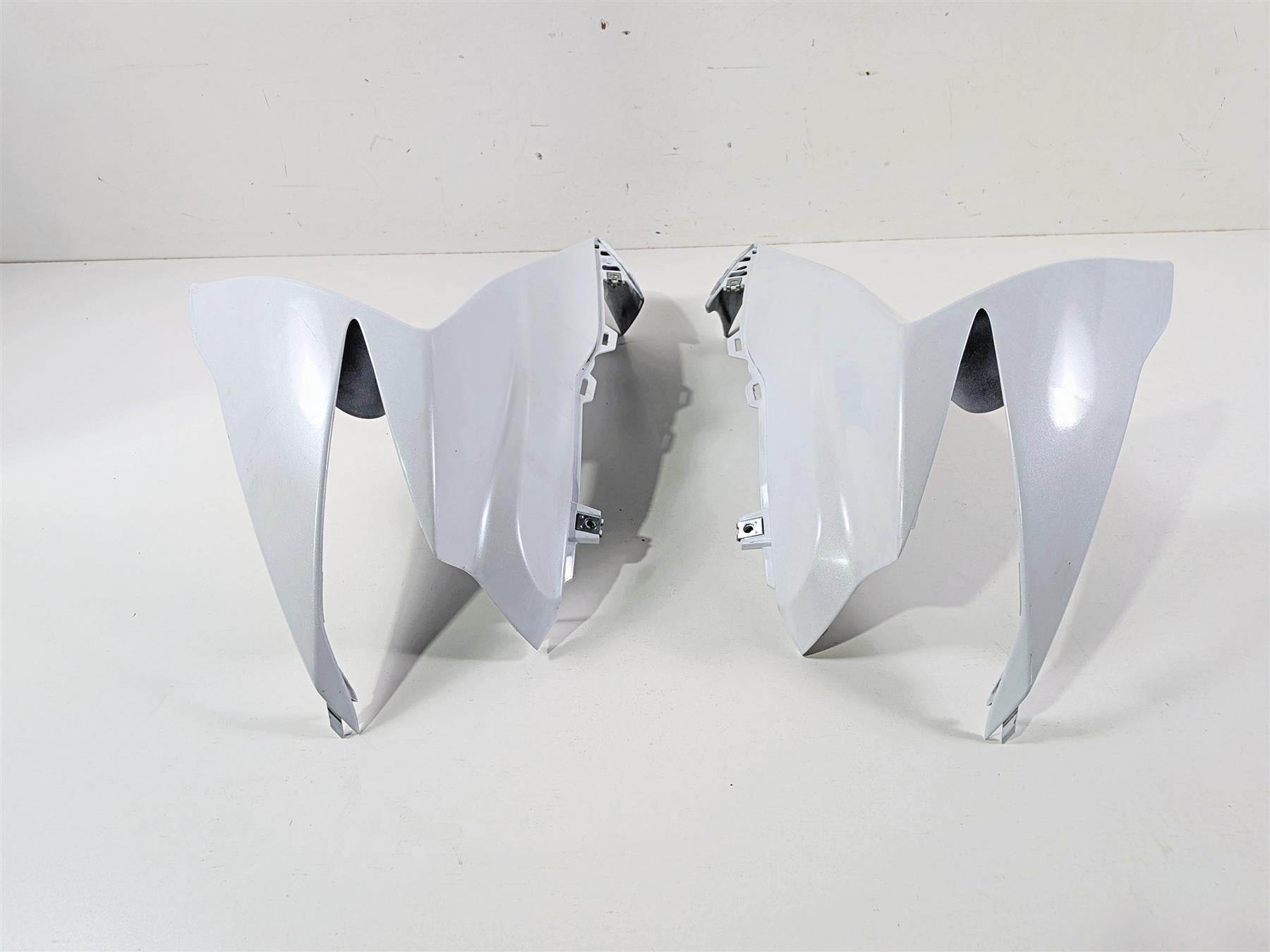 2024 Suzuki GSXR600 Oem Air Intake Ram Cover Fairing Set 94672-14J01 94682-14J01 {{ shop.shopifyCountryName }} - Mototech271