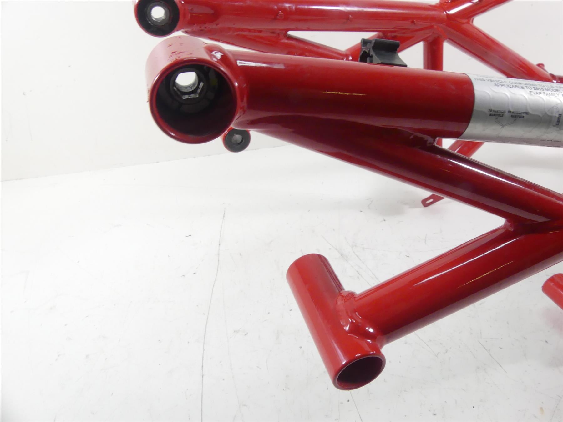 2015 Ducati Diavel Carbon Red Straight Main Frame Chassis Cln Ez Rgstr 470P2012A {{ shop.shopifyCountryName }} - Mototech271