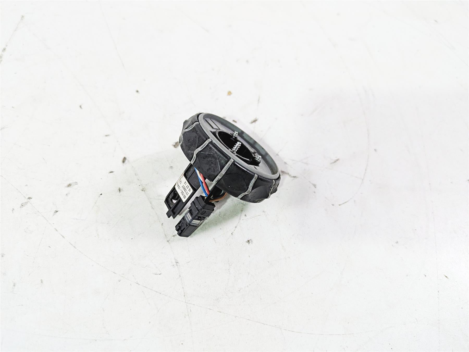 2015 BMW K1600 GT K48 Round Multi Hand Control Switch 61317727499 61317727498 {{ shop.shopifyCountryName }} - Mototech271
