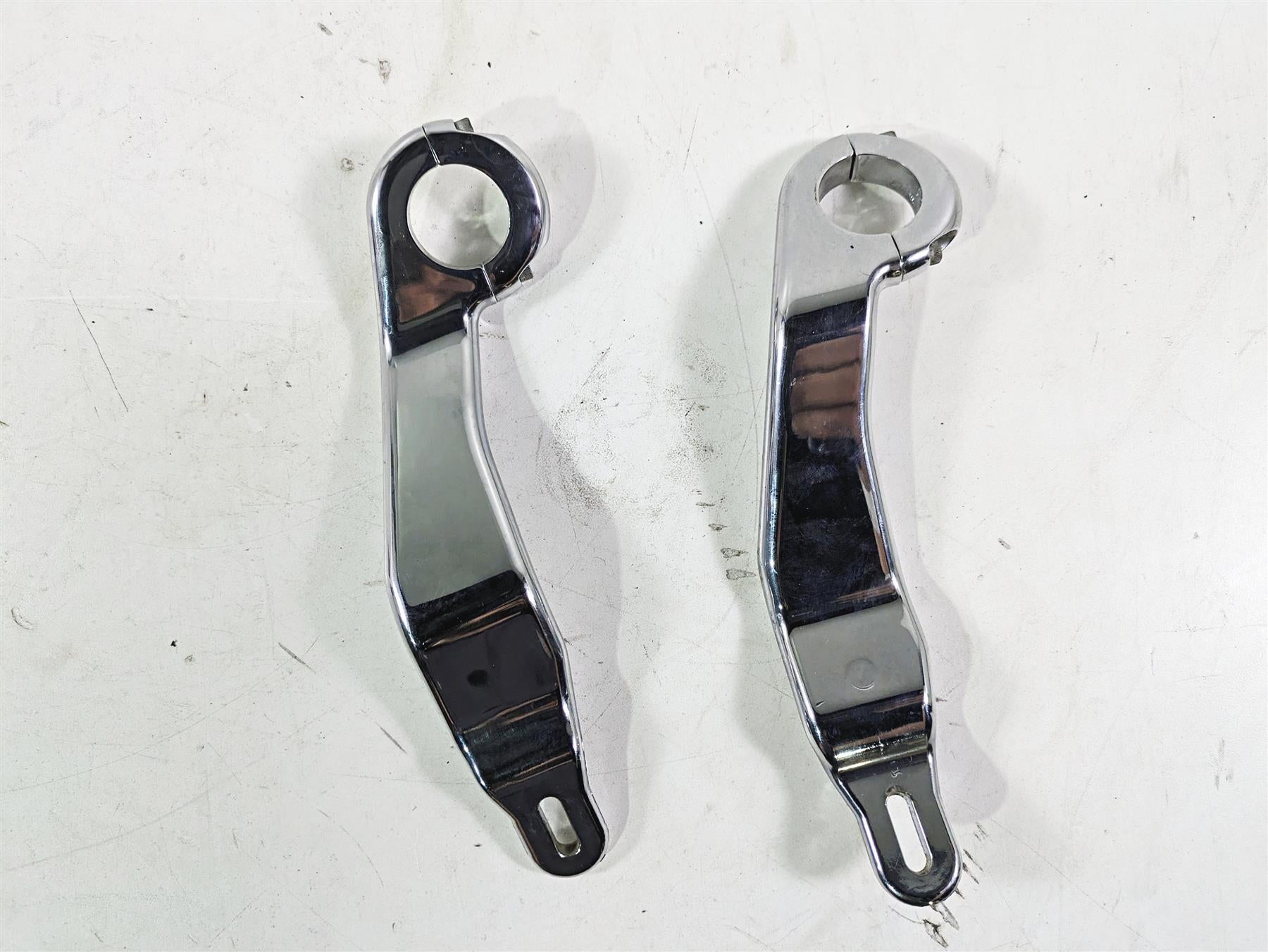 2017 Harley Touring FLTRXS Road Glide Chrome Crash Bar Fairing Mounts 47200262 {{ shop.shopifyCountryName }} - Mototech271