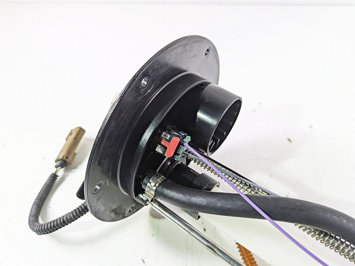 2012 Harley VRSCF Muscle V Rod Fuel Gas Petrol Pump - Tested 75310-07 75123-09 {{ shop.shopifyCountryName }} - Mototech271