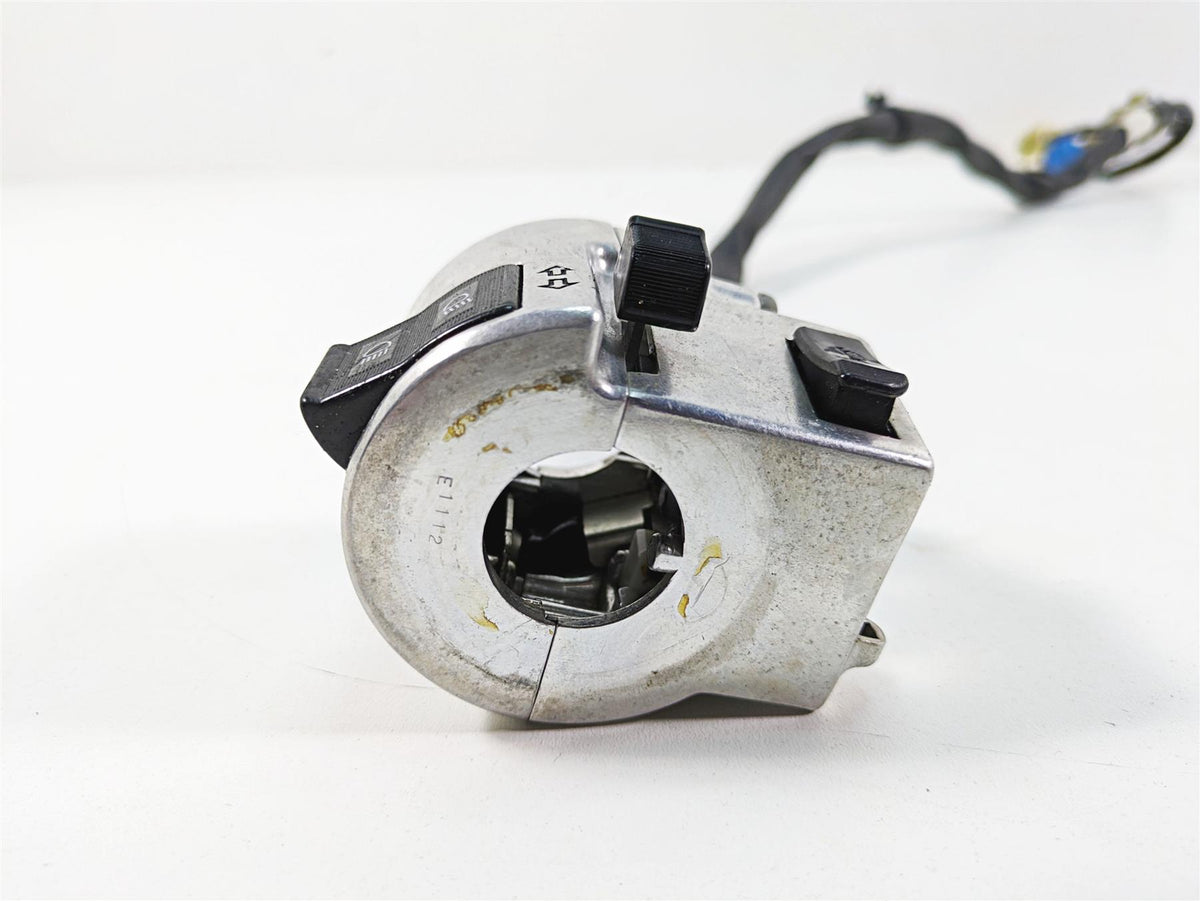 2006 Honda V-Twin VTX1300 R Left Hand Control Switch Blinker 35020-MEA-670 {{ shop.shopifyCountryName }} - Mototech271