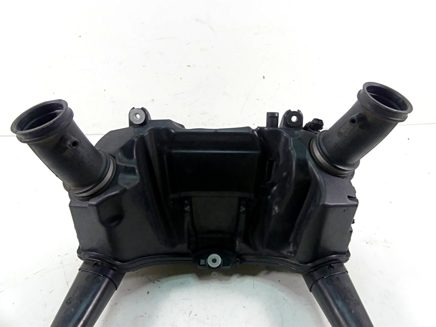 2015 BMW R1200GS GSW K50 Air Box Cleaner Filter & Duct Tubes Set 13717726792 {{ shop.shopifyCountryName }} - Mototech271