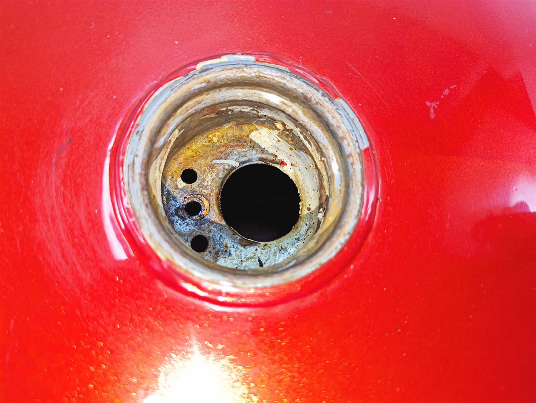 1986 Harley Sportster XLH 883 Fuel Gas Petrol Tank Candy Red - Read 61023-83D {{ shop.shopifyCountryName }} - Mototech271