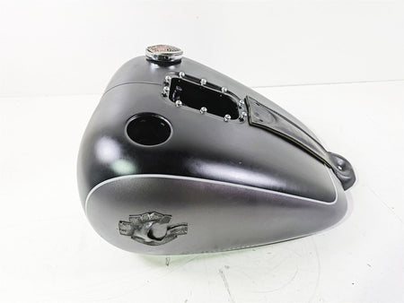 2017 Harley FLS Softail Slim Two Tone Fuel Tank - Dented - Read 61625-11 {{ shop.shopifyCountryName }} - Mototech271