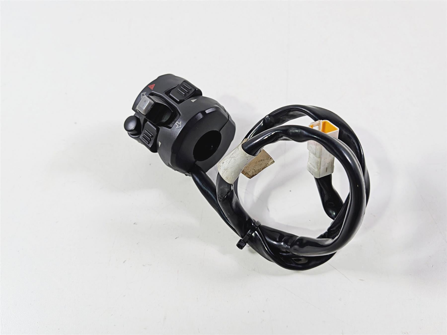 2017 Ducati Panigale 1299 Left Hand Light Horn Blinker Control Switch 65110132A-Mototech271