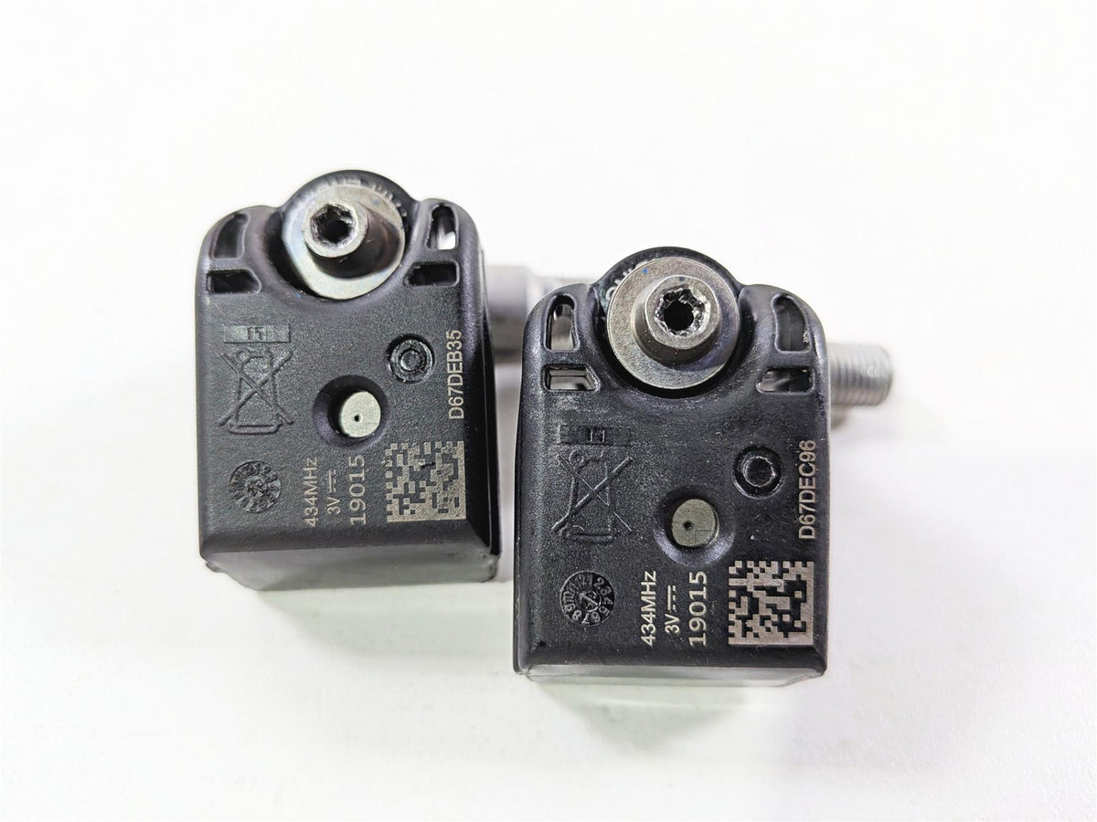 2022 Triumph Tiger 900 GT Pro F & R Tpms Tire Pressure Sensor 434MHZ: T2504280 {{ shop.shopifyCountryName }} - Mototech271