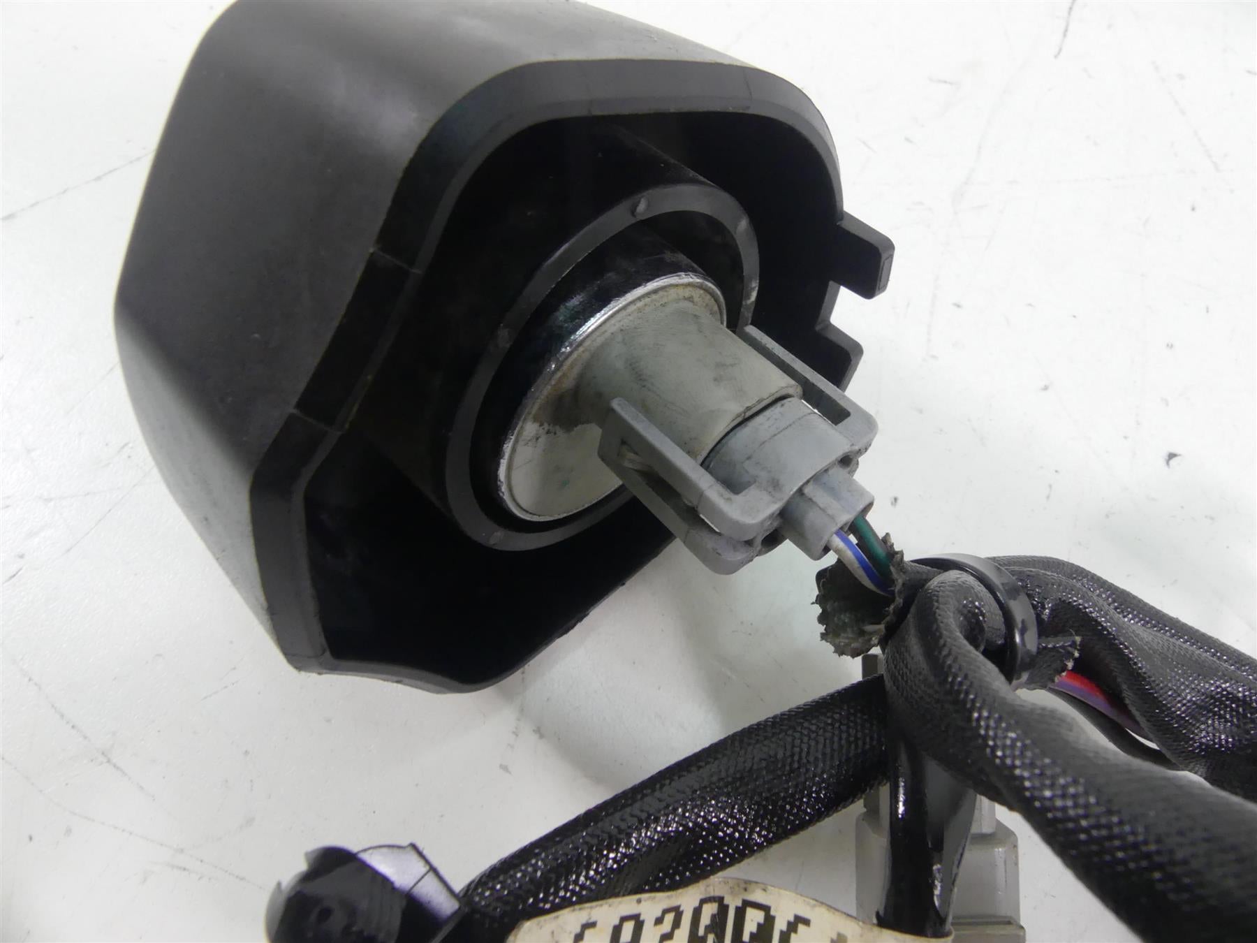 2016 Harley FXDL Dyna Low Rider Ignition Switch Steering Key Lock Set 71475-06B {{ shop.shopifyCountryName }} - Mototech271
