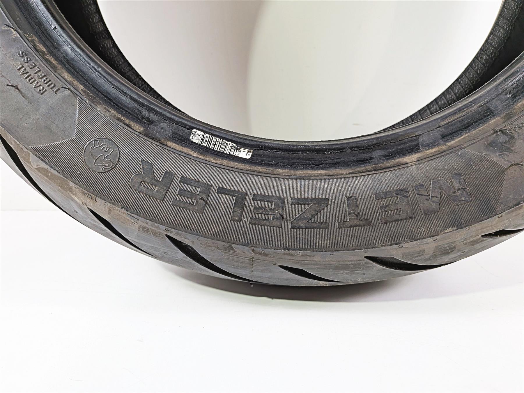Used Rear Motorcycle Tire Metzler Cruisetec 180/60R16 3577700-Mototech271