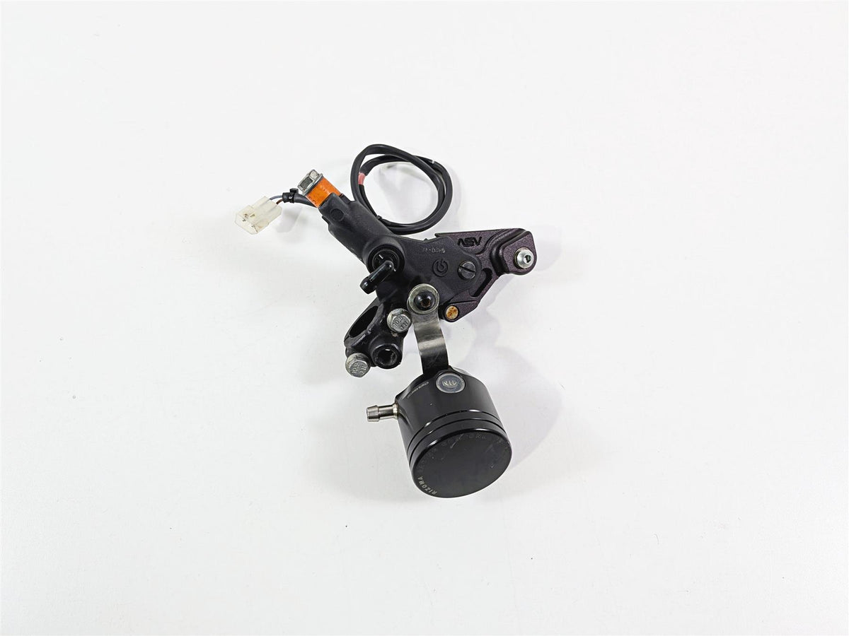 2016 Aprilia RSV 1100 Tuono V4 Factory Brembo Front Brake Master Cylinder B044605 {{ shop.shopifyCountryName }} - Mototech271