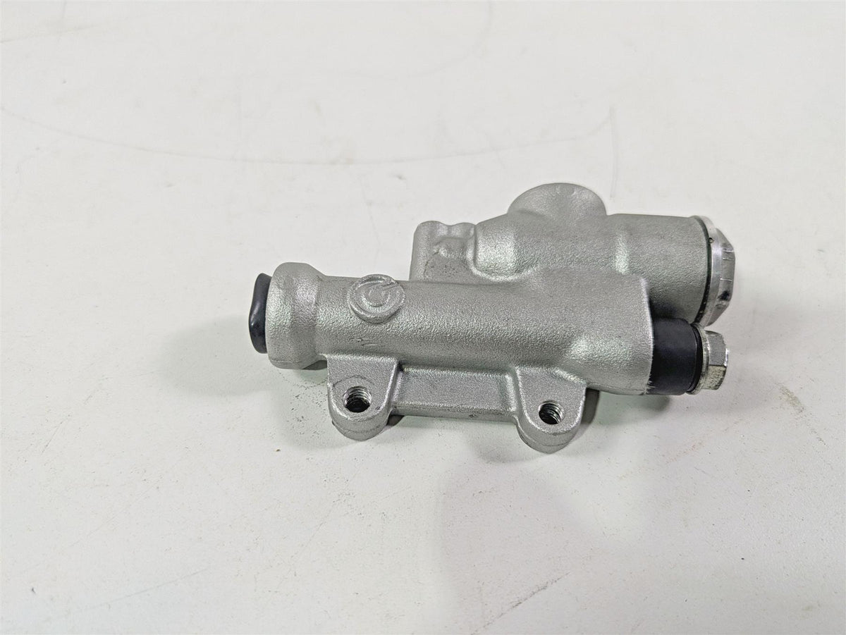 2017 Aprilia RSV 1100 Tuono V4 Factory Brembo Rear Brake Master Cylinder B044586 {{ shop.shopifyCountryName }} - Mototech271