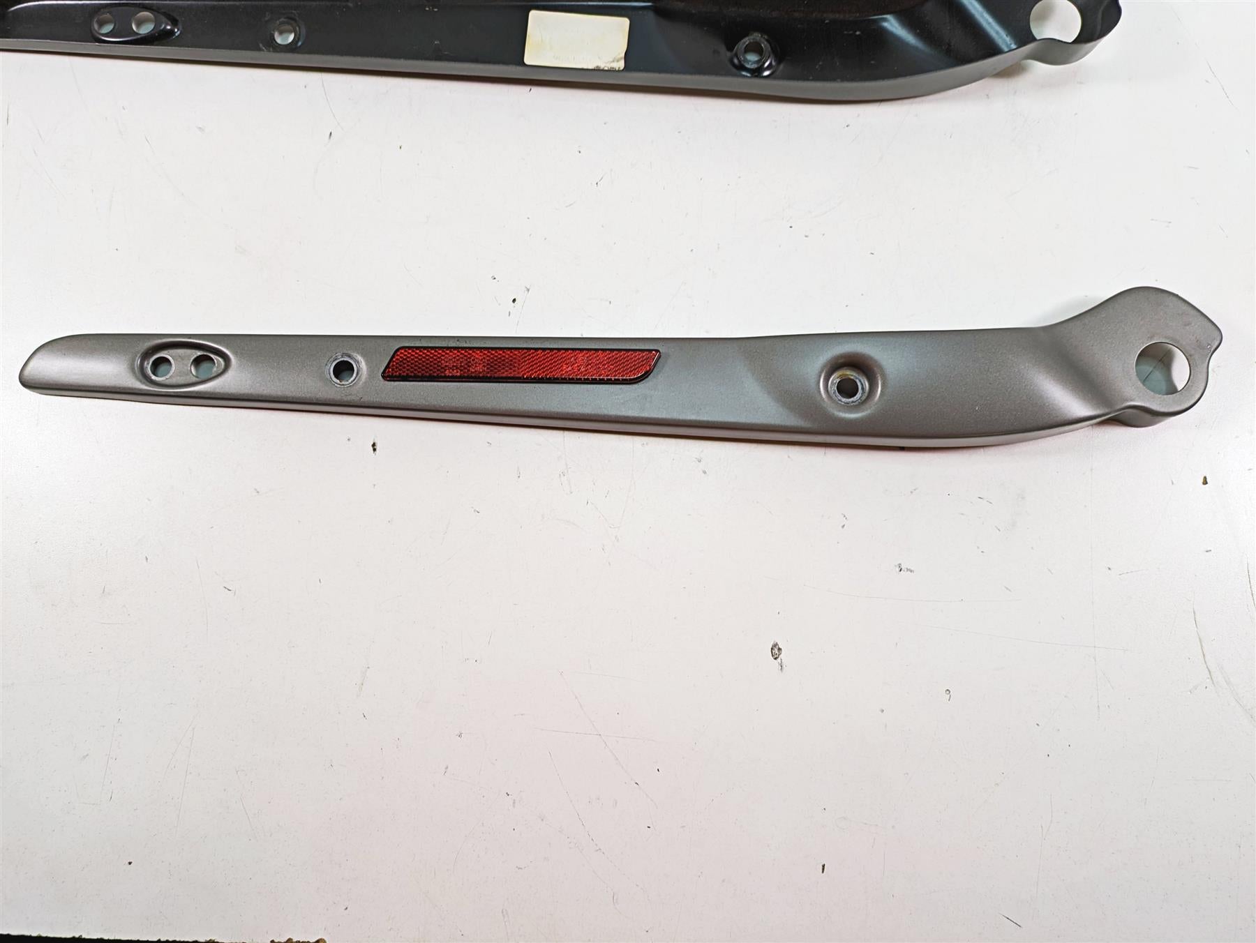 2009 Harley Dyna FXDFSE CVO Fat Bob Rear Granite Fender Struts Braces 59281-09 {{ shop.shopifyCountryName }} - Mototech271