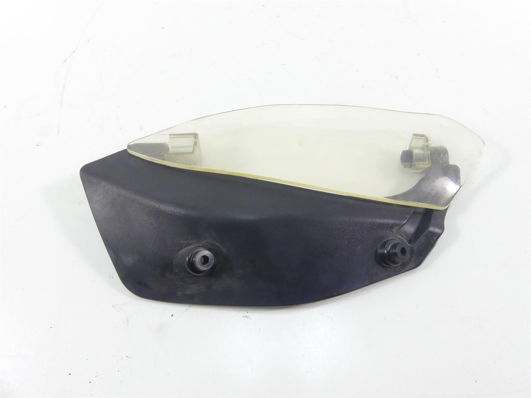 2015 Victory Cross Country Tour Left Side Leg Vent Wind Deflector 1018237 {{ shop.shopifyCountryName }} - Mototech271
