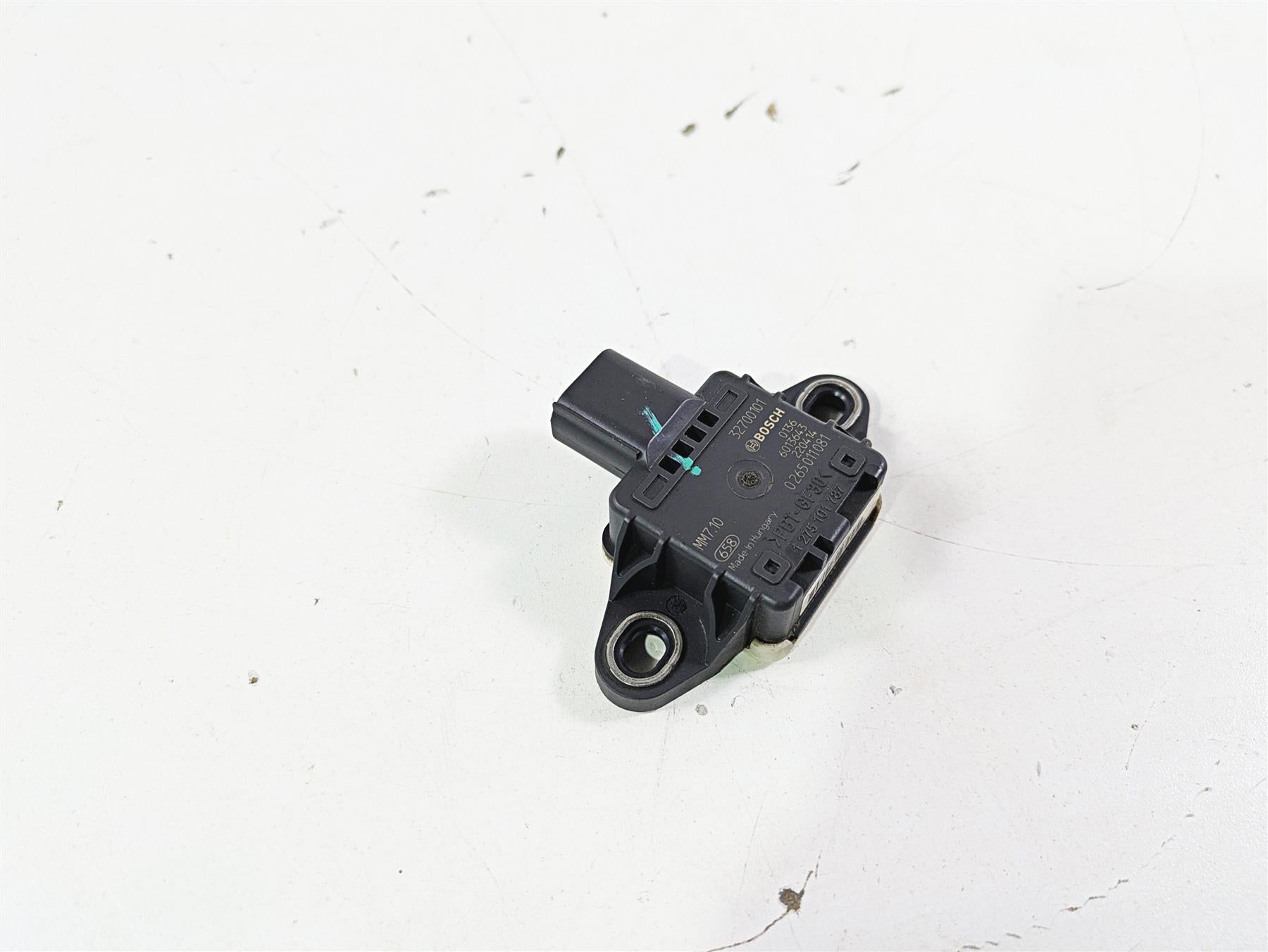 2022 Harley RA1250 S Pan America Lean Angle Fall Drop Sensor Bosch 32700101 {{ shop.shopifyCountryName }} - Mototech271