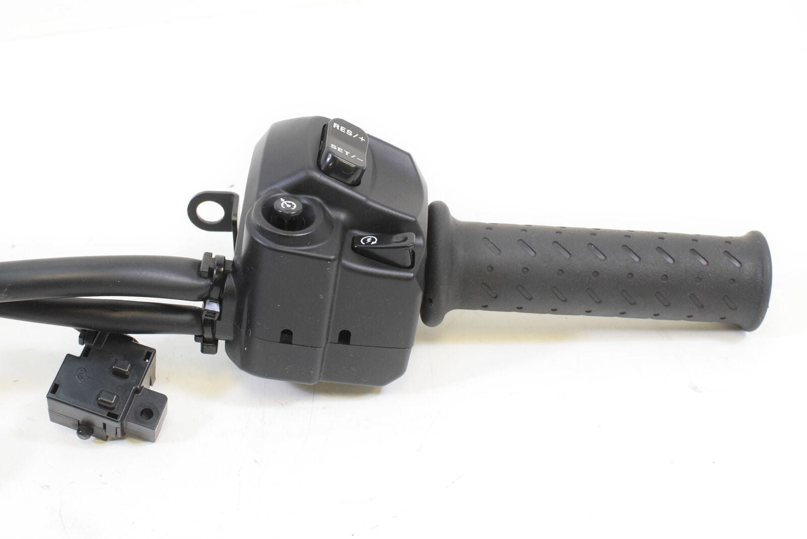 2013 Triumph Tiger 1215 Explorer XC Right Control Switch Ride By Wire Throttle {{ shop.shopifyCountryName }} - Mototech271