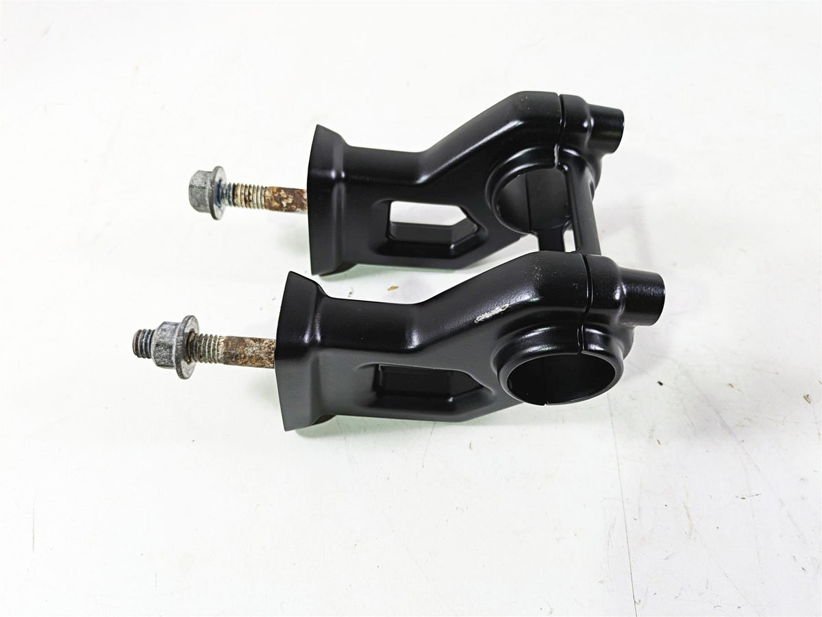 2018 Harley Softail FXFBS Fat Bob Handlebar Riser Holder Set 55900112 {{ shop.shopifyCountryName }} - Mototech271