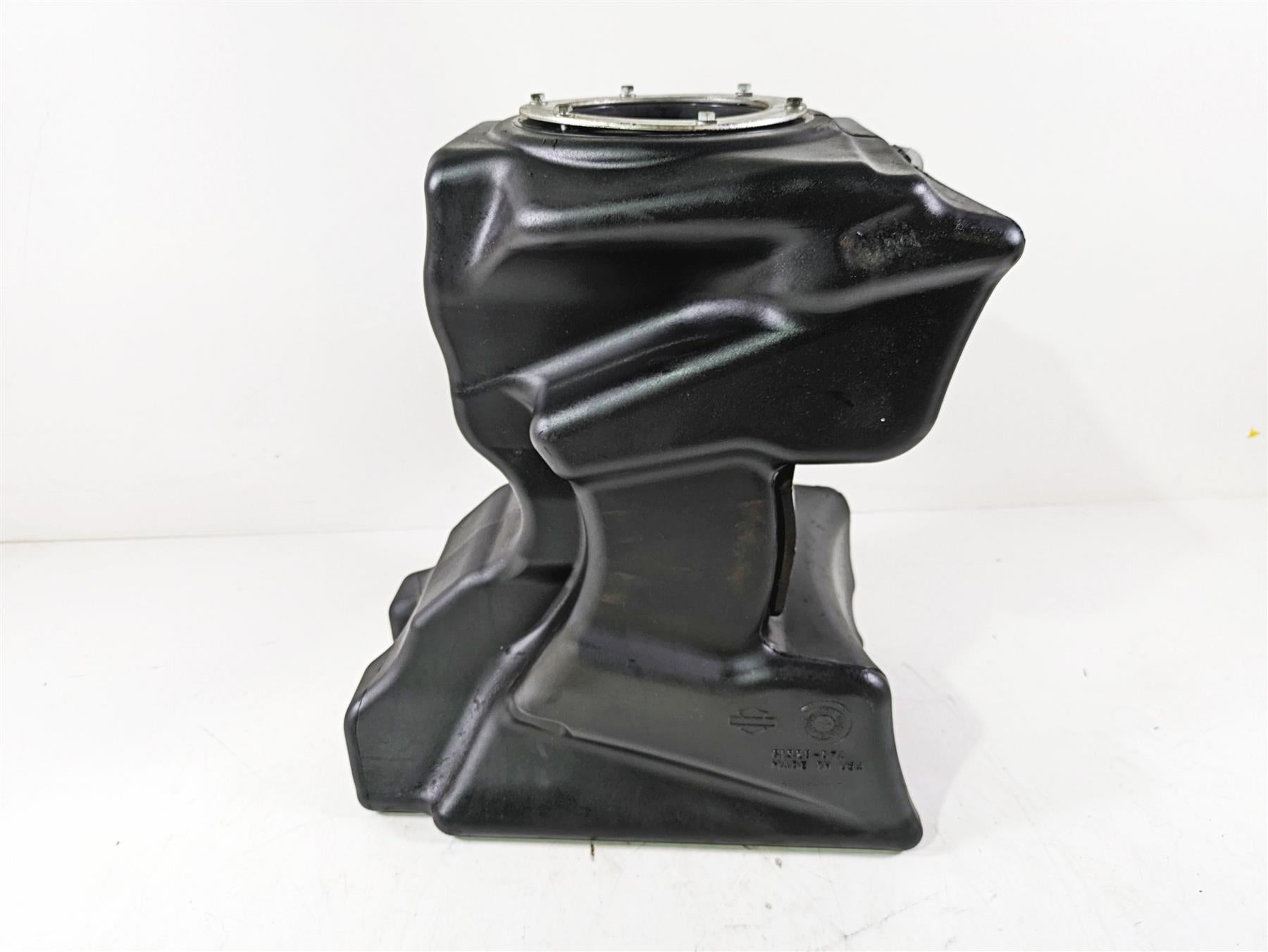 2013 Harley VRSCDX Night Rod Sp Fuel Gas Petrol Tank 62921-07A {{ shop.shopifyCountryName }} - Mototech271
