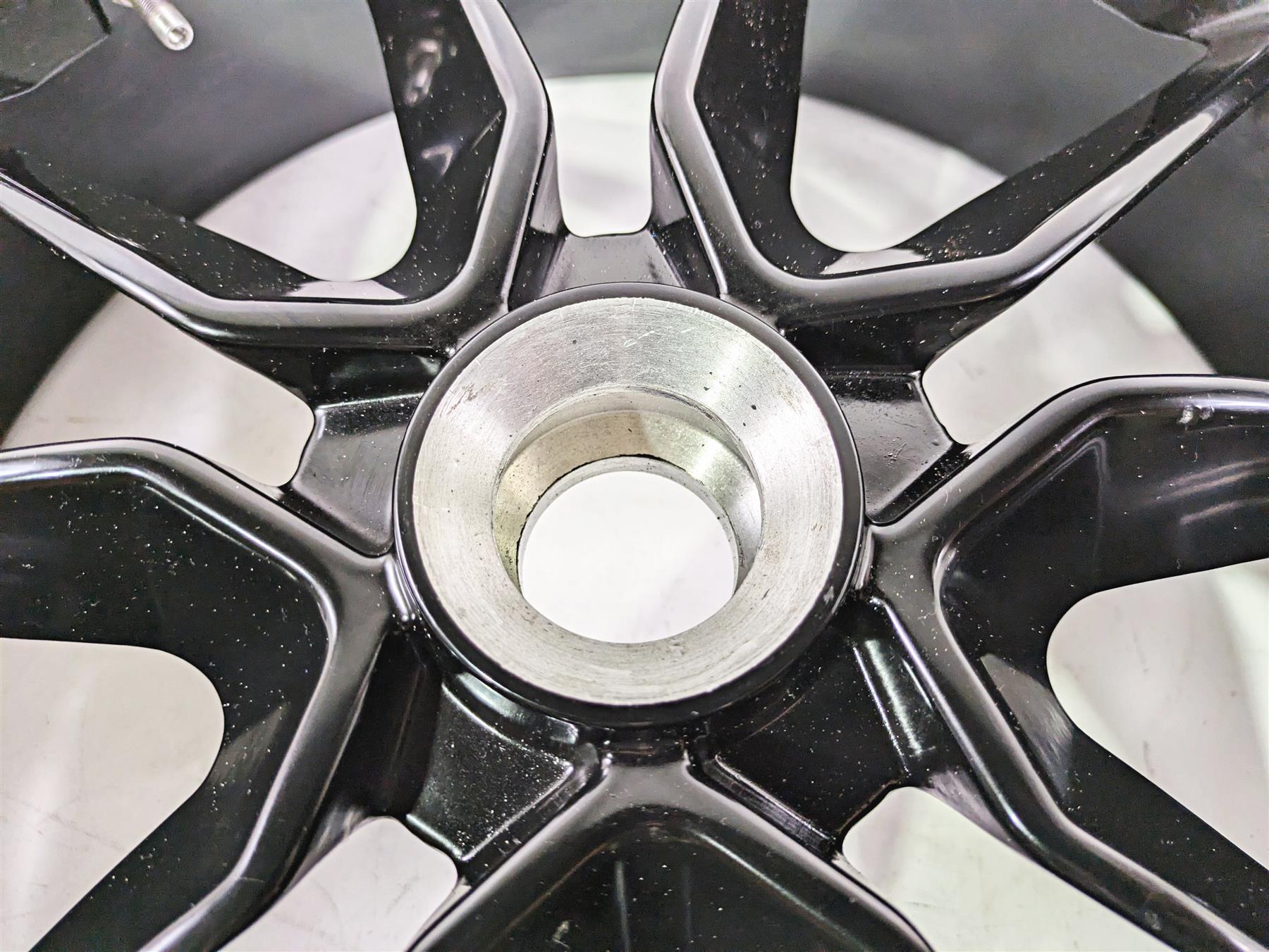 2013 Ducati Hyperstrada 821 Straight Rear Wheel Rim 17x5.5 50211571AA {{ shop.shopifyCountryName }} - Mototech271