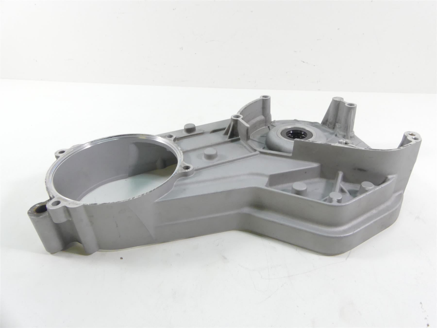 2004 Harley FLHTC SE CVO Electra Glide Inner Primary Drive Clutch Cover 60677-01 {{ shop.shopifyCountryName }} - Mototech271
