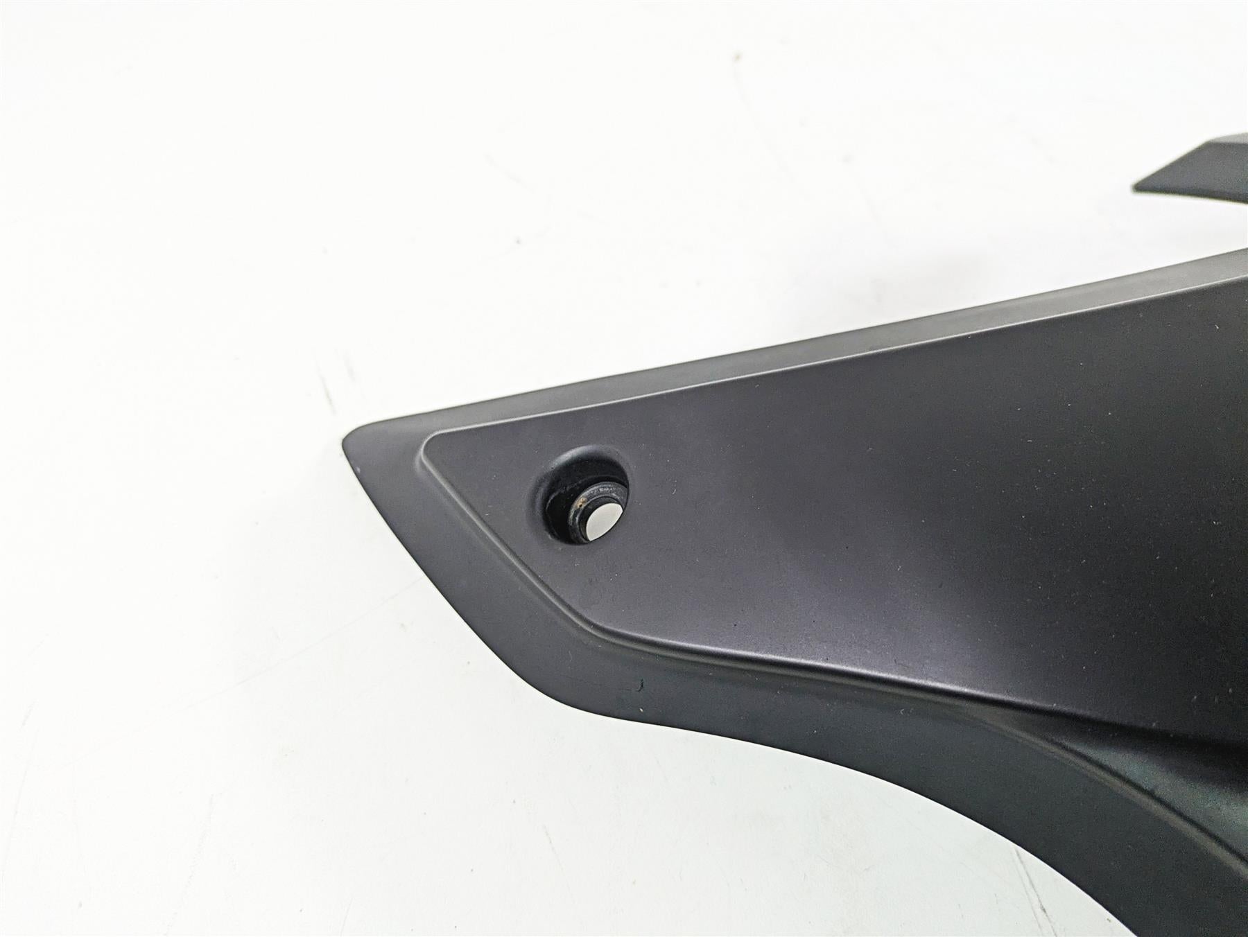 2018 Indian Chieftain Limited Kuryakyn Signature Series Headlight Bezel P377140 {{ shop.shopifyCountryName }} - Mototech271