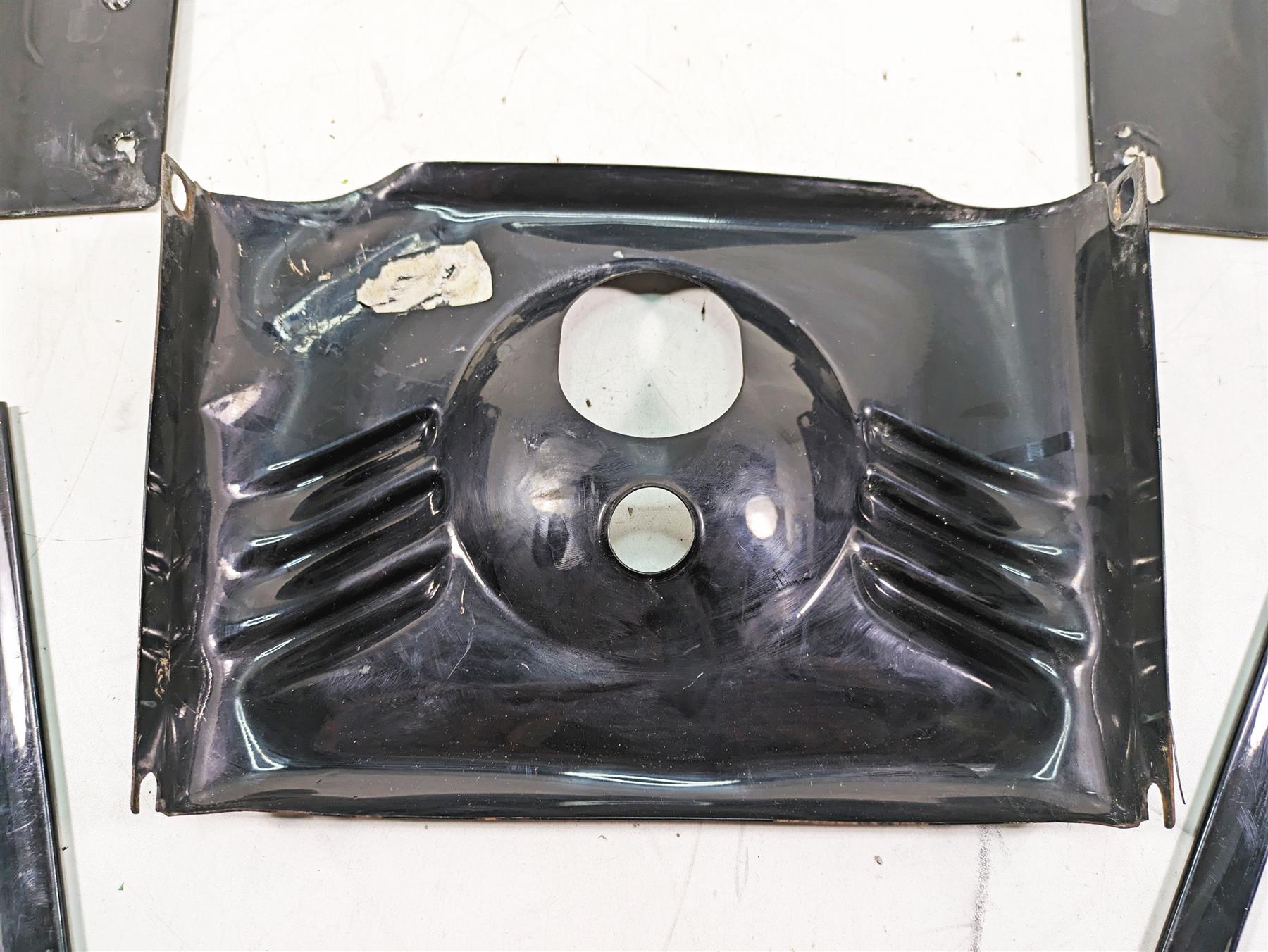 2013 Harley Softail FLSTFB Fat Boy Lo Headlight Covers Nacelle -Read 67987-10BHP {{ shop.shopifyCountryName }} - Mototech271