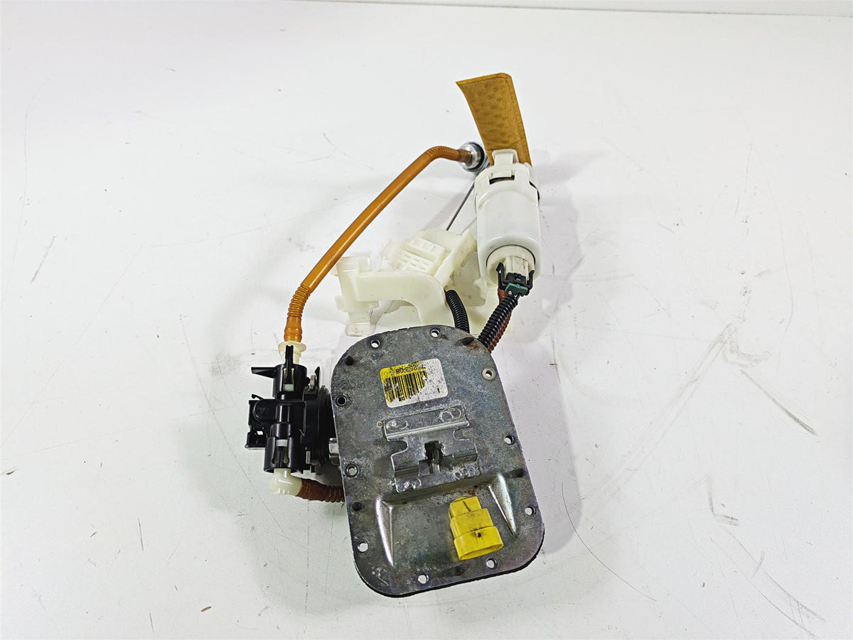 2008 Harley FLSTSB Cross Bones Fuel Gas Petrol Pump -Tested 75252-08 75284-08A {{ shop.shopifyCountryName }} - Mototech271