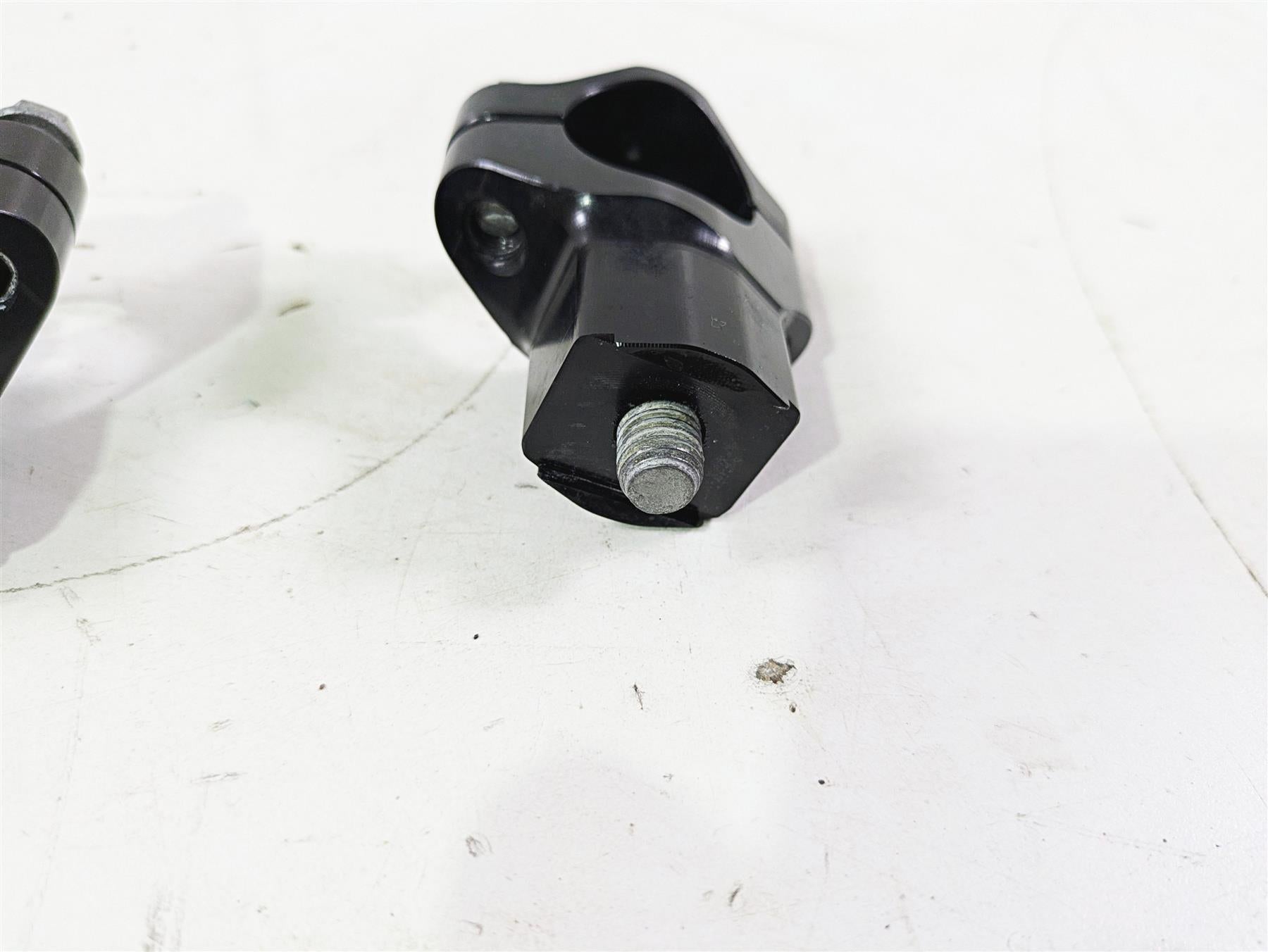 2022 KTM 1290 Super Adventure S Handlebar Riser Holder Set 00050000927 {{ shop.shopifyCountryName }} - Mototech271