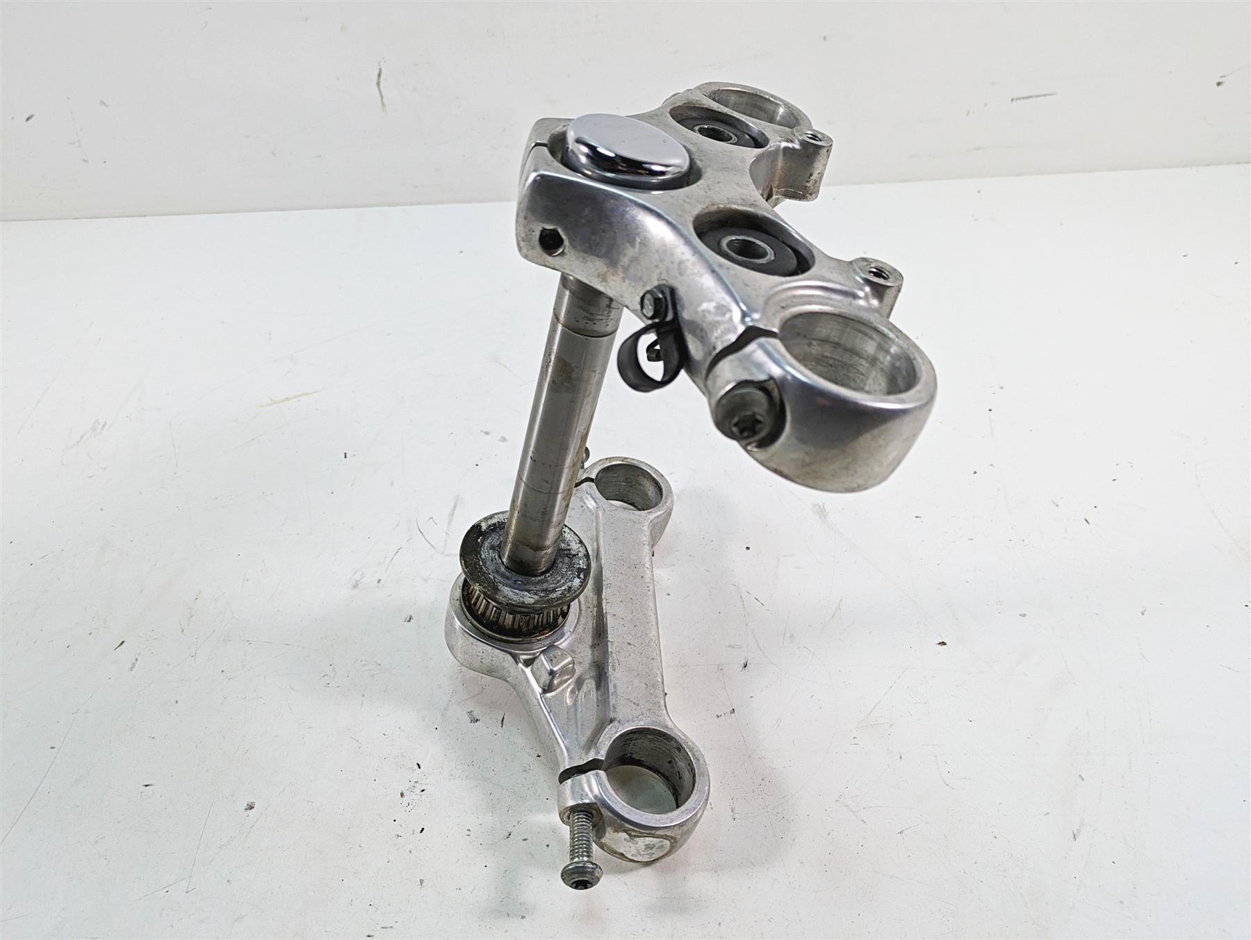 1999 Harley Dyna FXDL Low Rider Upper & Lower Triple Tree 45739-87 45598-90B {{ shop.shopifyCountryName }} - Mototech271