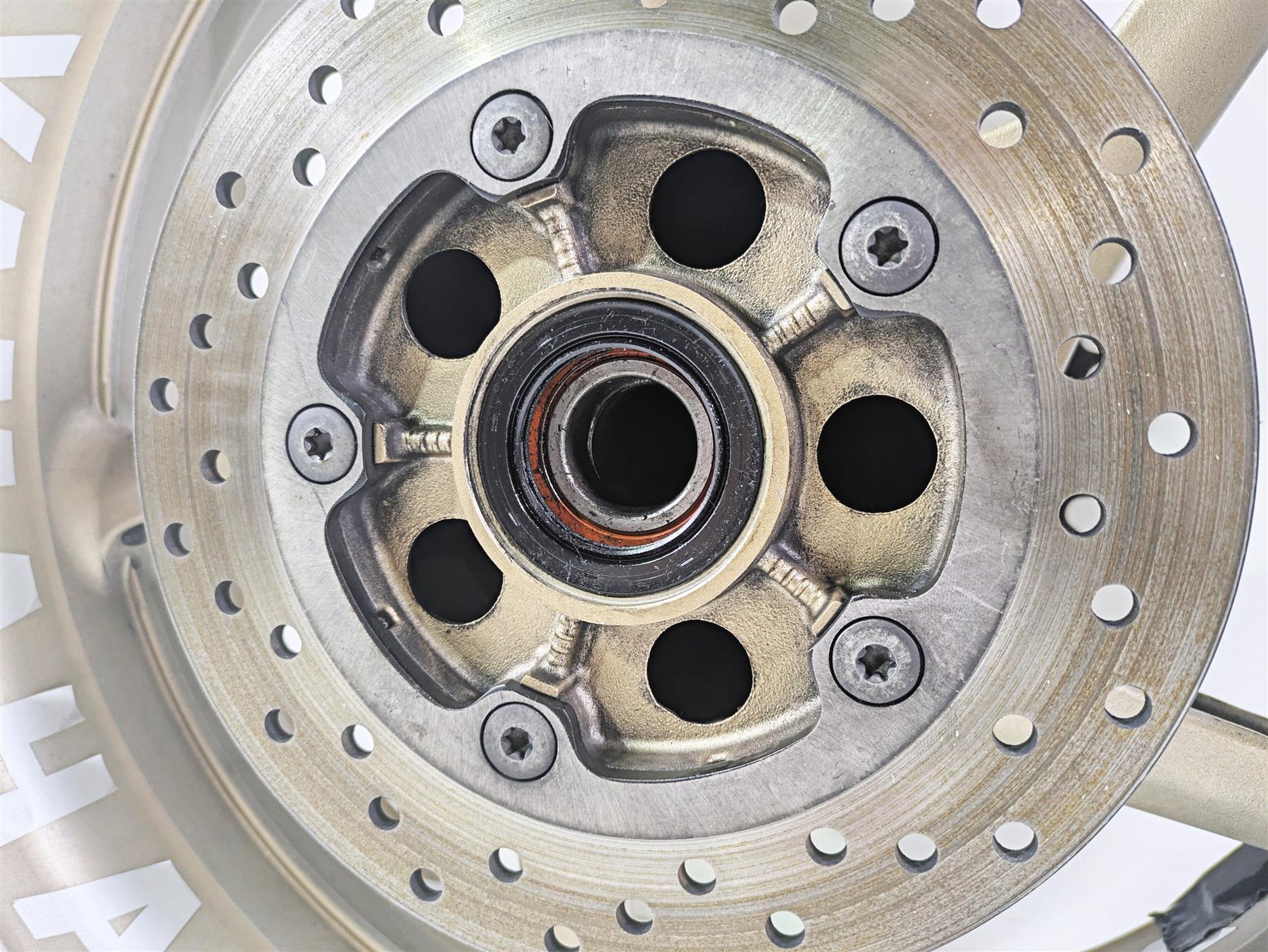 2014 Yamaha YZFR1 R1 RN22 Rear Wheel Rim 17x6 .3mm Runout -Small Dent 5VY-25338 {{ shop.shopifyCountryName }} - Mototech271