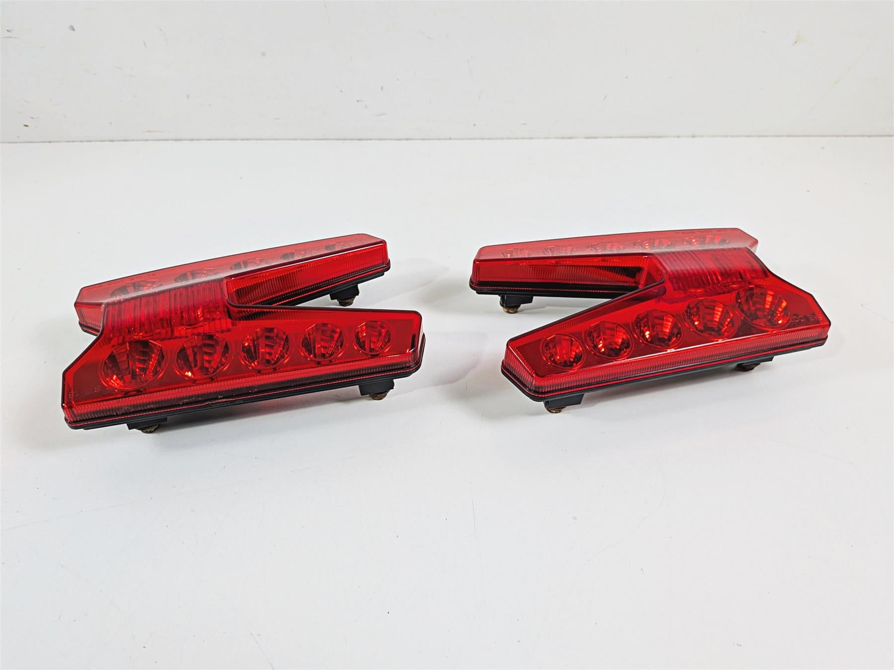 2021 Kawasaki Teryx KRX KRF 1000 ES Taillight Tail Light Lamp Set 23024-0005 {{ shop.shopifyCountryName }} - Mototech271