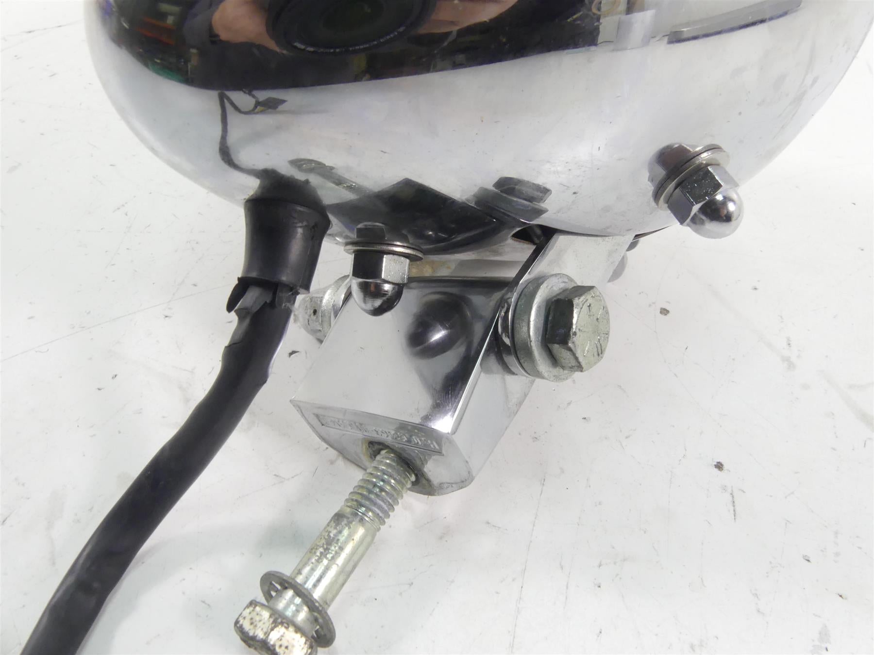 2004 Harley Softail FXSTD SE CVO Deuce Oem Headlight Head Light Lamp 69715-05A {{ shop.shopifyCountryName }} - Mototech271