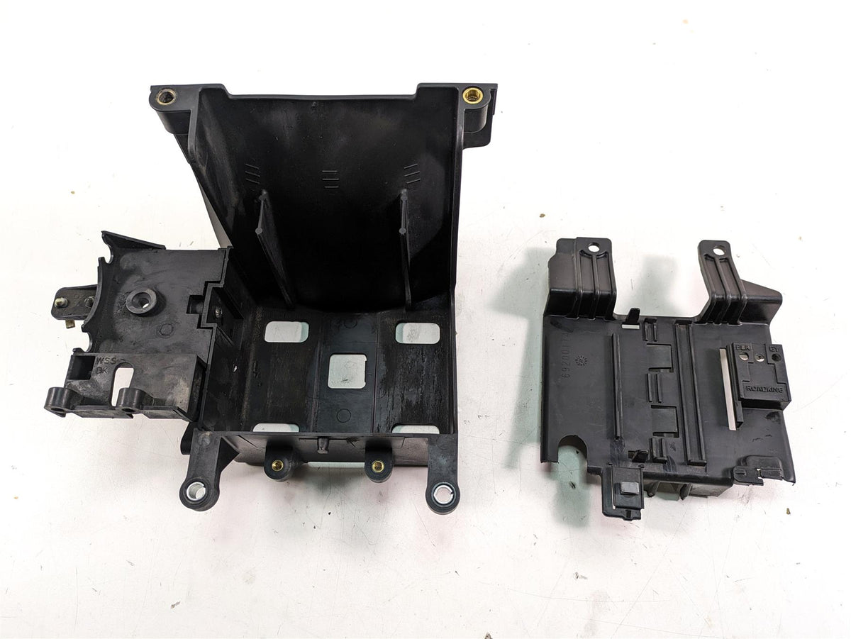 2014 Harley Touring FLHTK Electra Glide Battery Electrical Holder -Read 66000010 {{ shop.shopifyCountryName }} - Mototech271
