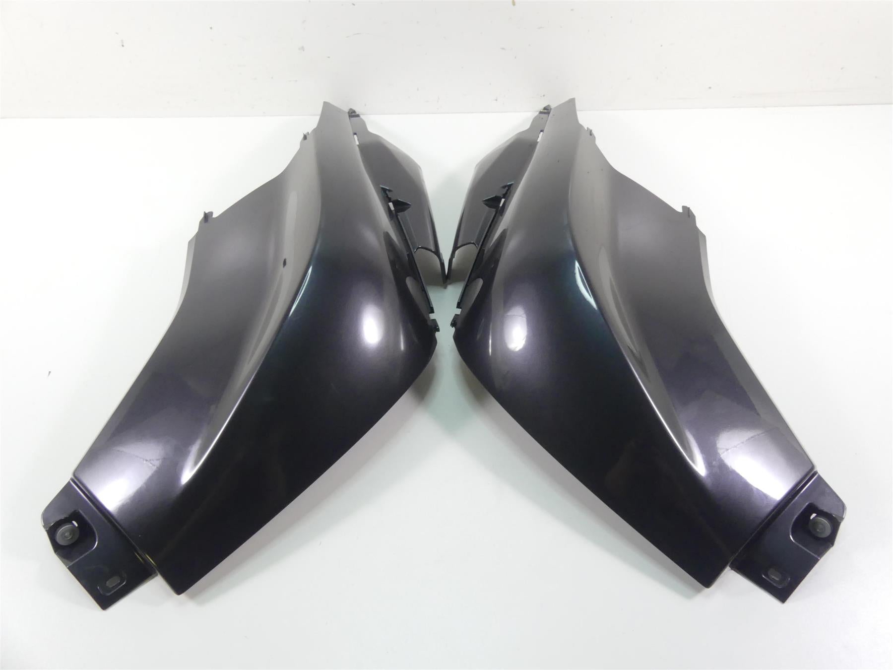 2014 BMW K1600 GTL K48   Fuel Gas Tank Side Fairing Cover Cowl Set 46637710452