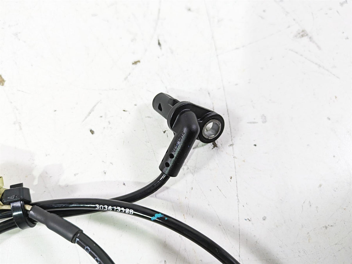 2023 Triumph Street Triple 765 RS Front Wheel Speed Abs Brake Sensor T2022799 {{ shop.shopifyCountryName }} - Mototech271