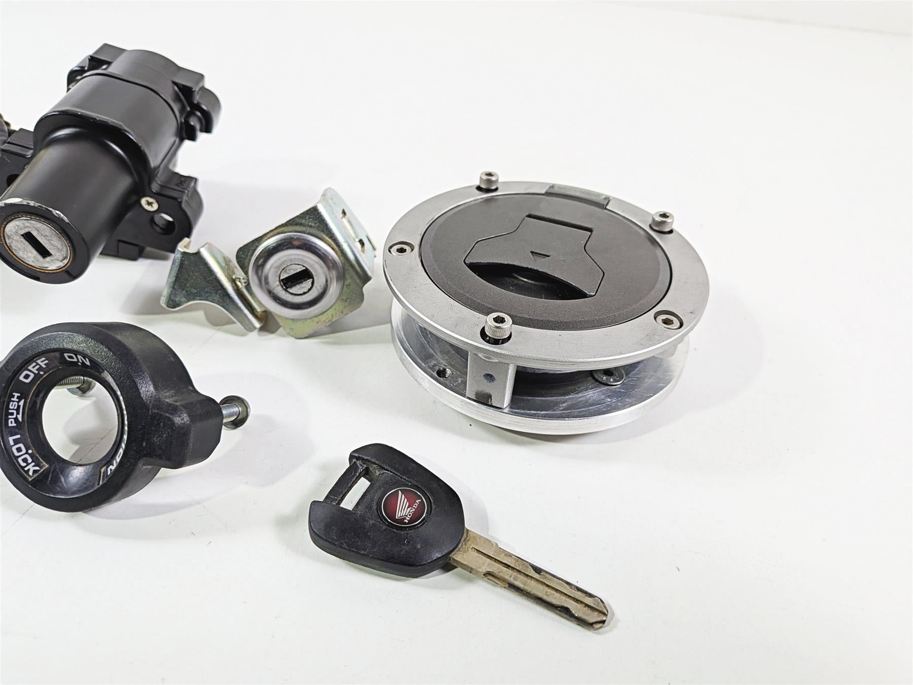 2017 Honda CRF1000 Africa Twin Ignition Switch Key Lock Cap Set 35010-MJP-A60-Mototech271