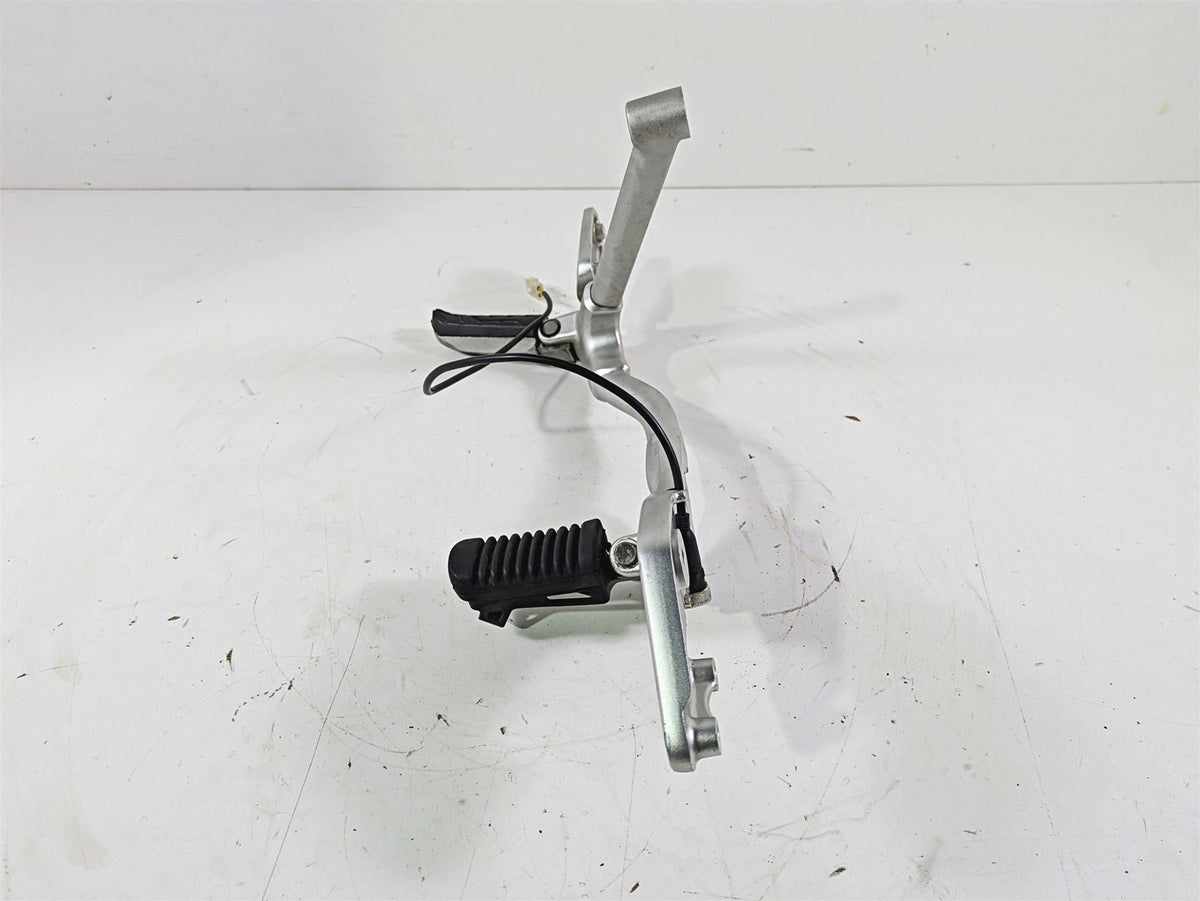 2016 Moto Guzzi Stelvio 1200 8V NTX Right Foot Peg Foot Rest + Mount Set 886987 {{ shop.shopifyCountryName }} - Mototech271