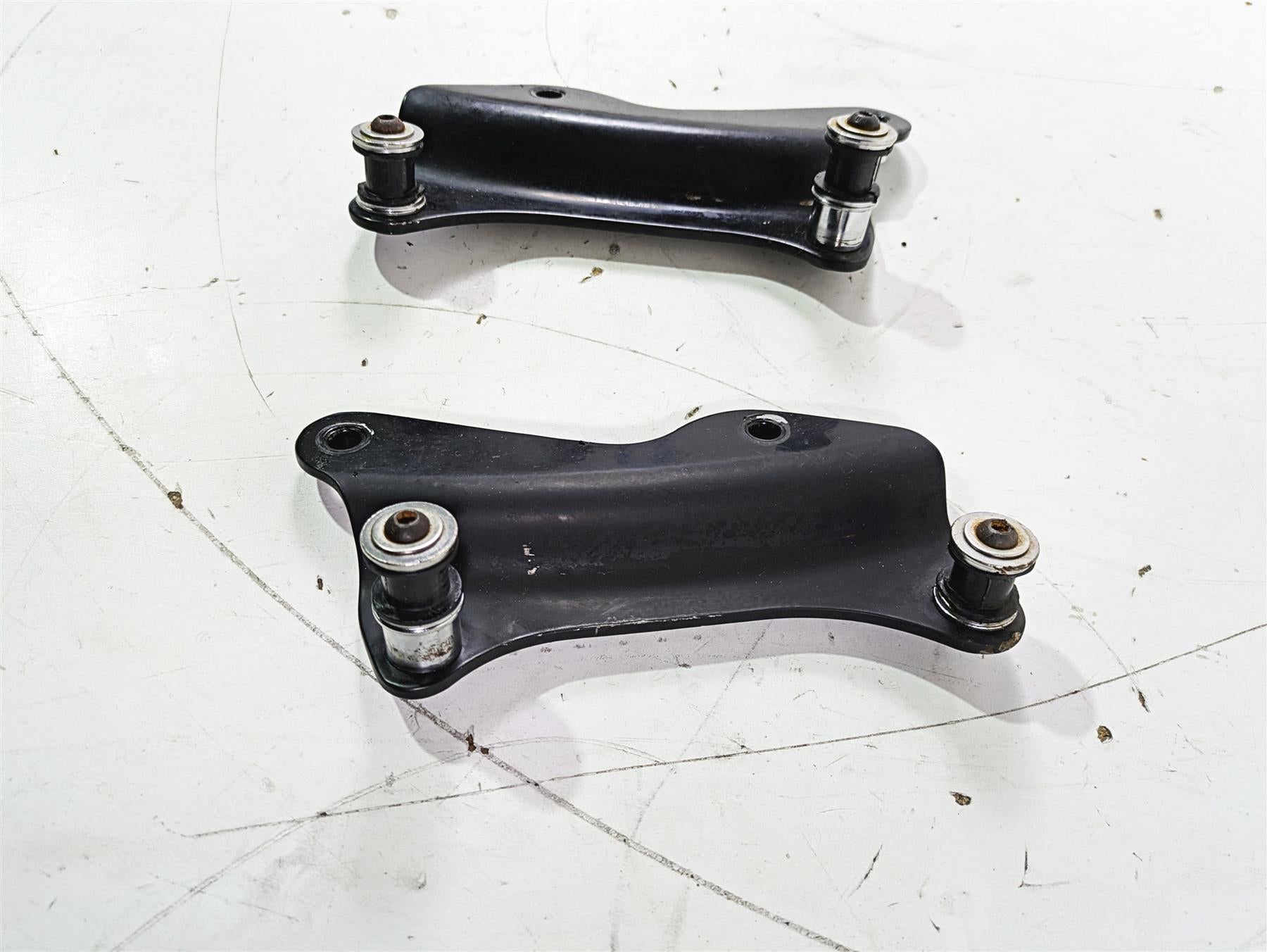 2016 Harley Touring FLTRX Road Glide Sissy Bar Mounts Quick Release 52300353 {{ shop.shopifyCountryName }} - Mototech271