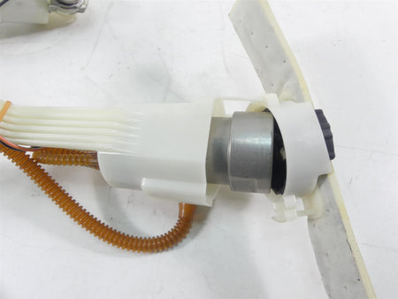2014 Harley Touring FLHXS Street Glide Sp Fuel Petrol Pump - For Parts 62908-08 {{ shop.shopifyCountryName }} - Mototech271